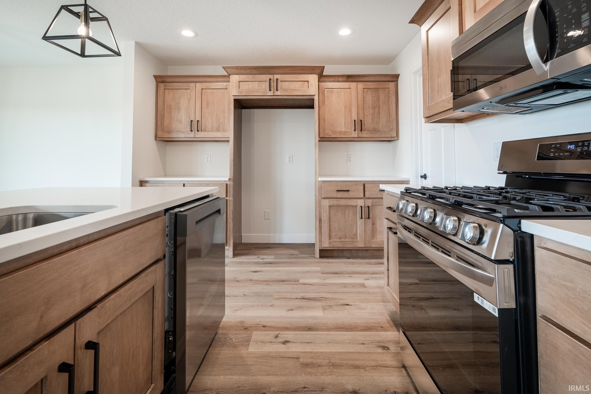 Photo 9 of 5598 Broad Fields Cove