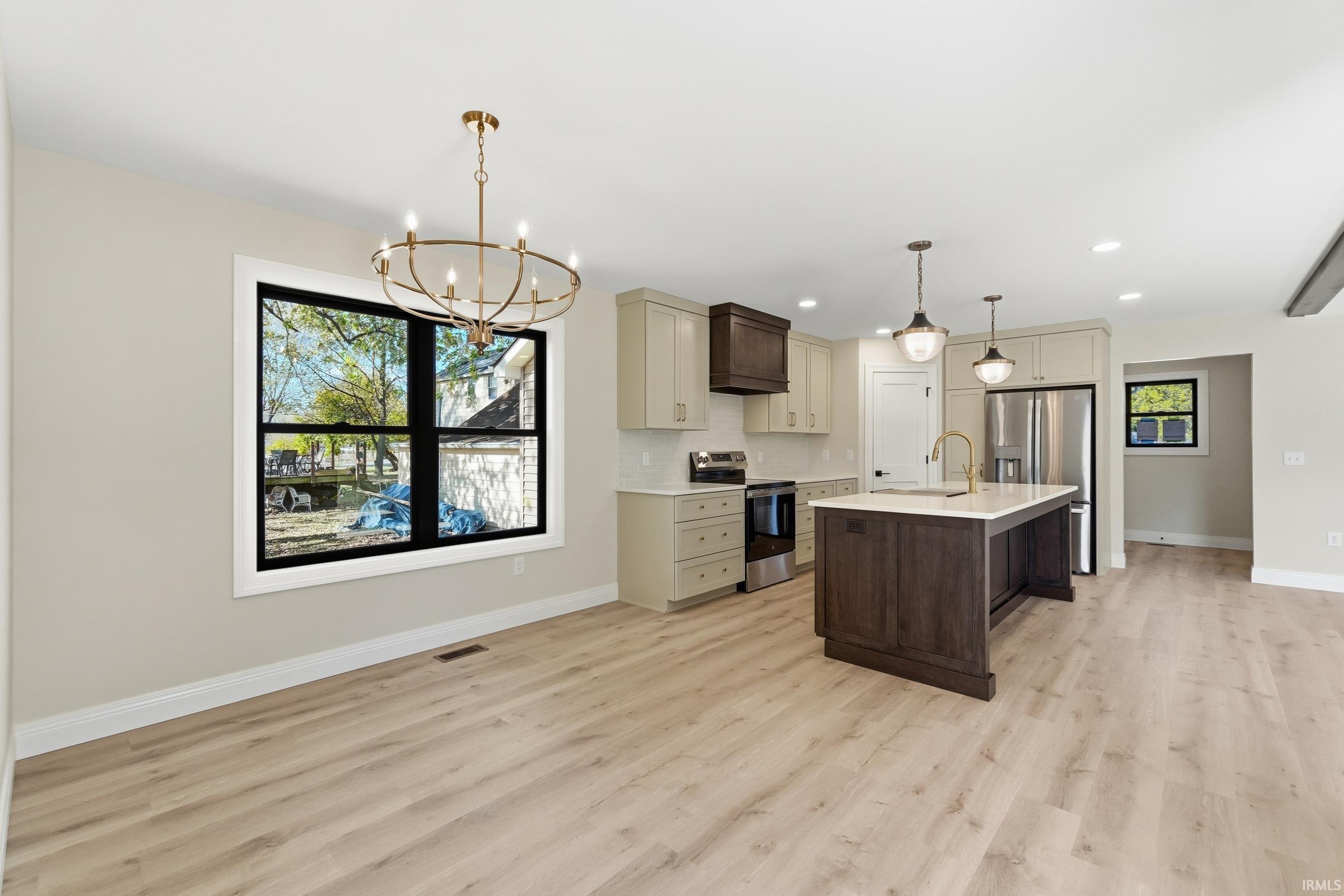 Photo 10 of 5648 Rothman Road