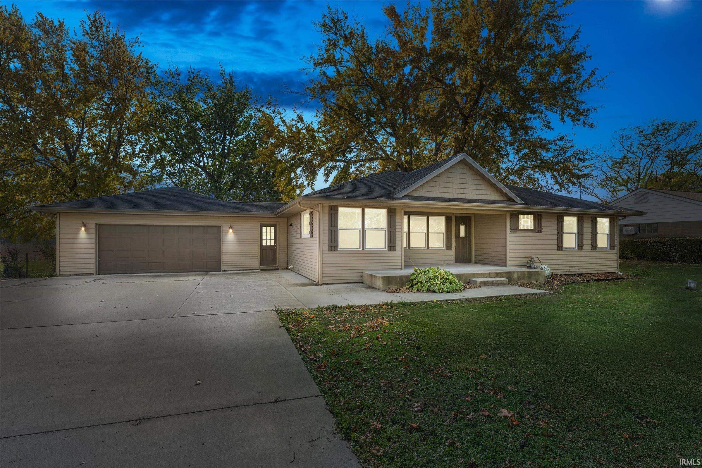 Homes for sale in Mishawaka, IN | 16170 Jackson Rd, Mishawaka, IN 46544 | MLS# 202544578