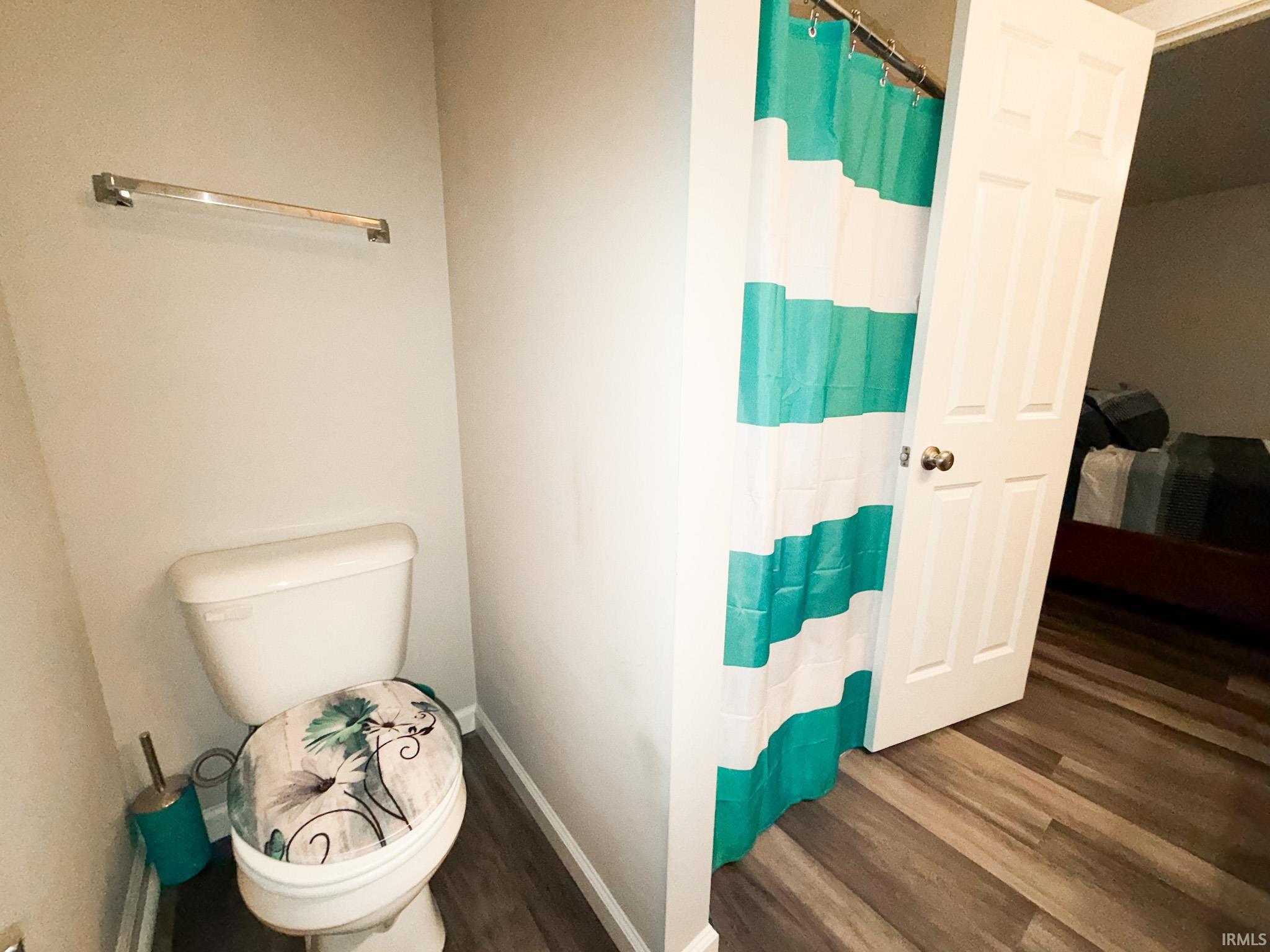 Photo 10 of 182 W Cambridge Drive