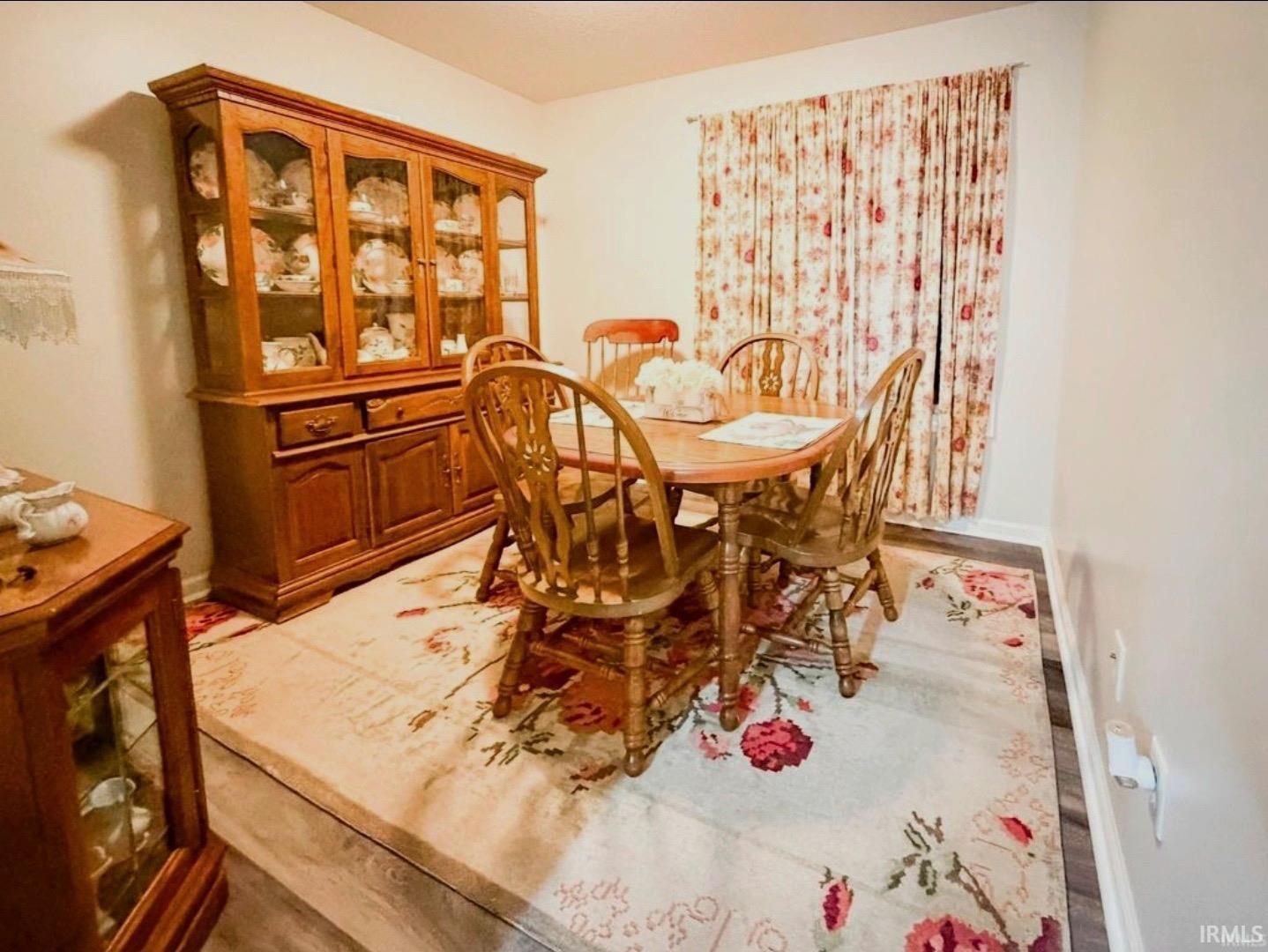 Photo 19 of 182 W Cambridge Drive