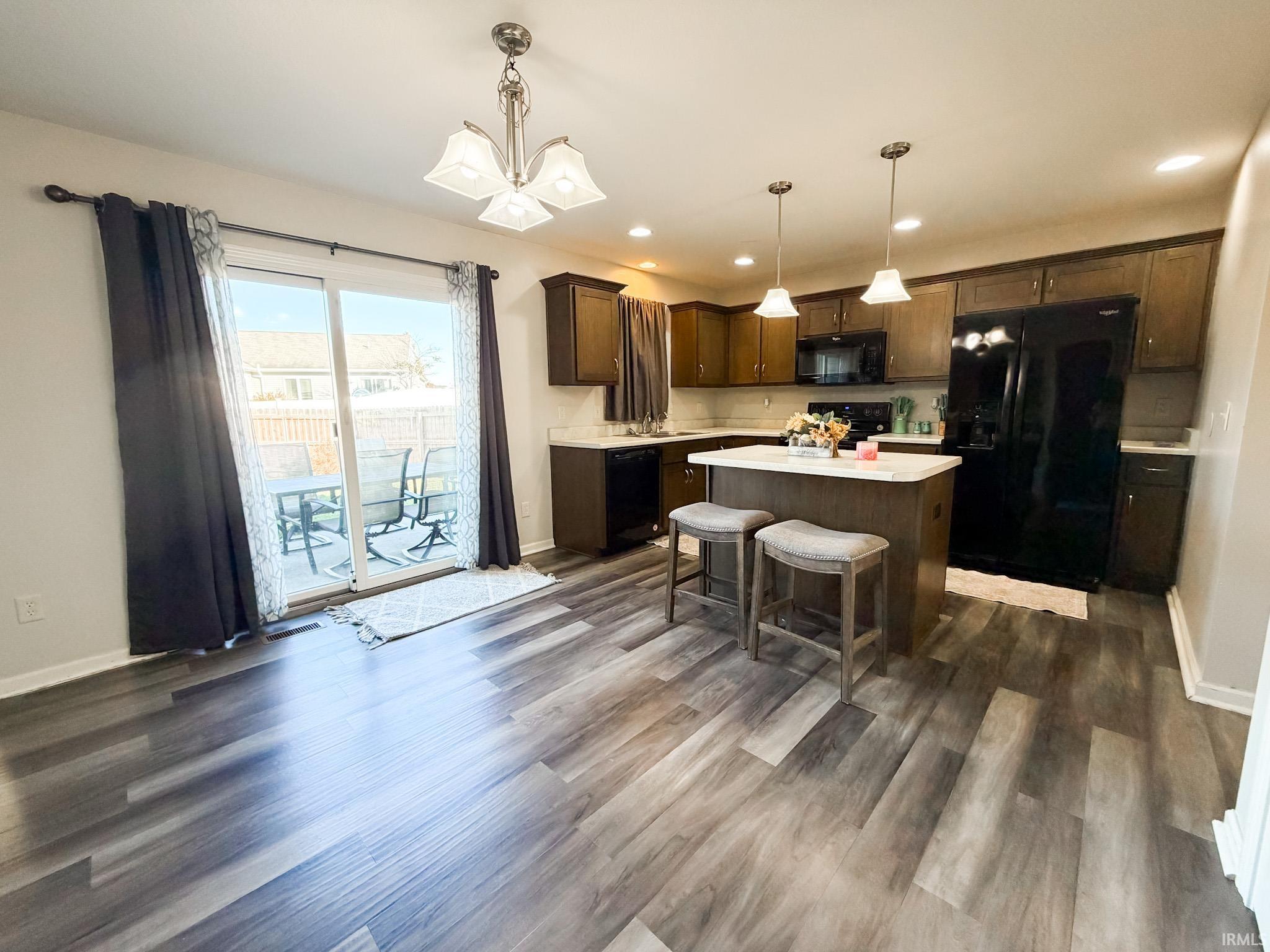 Homes for sale in Columbia City, IN | 182 W Cambridge Dr, Columbia City, IN 46725 | MLS# 202544585