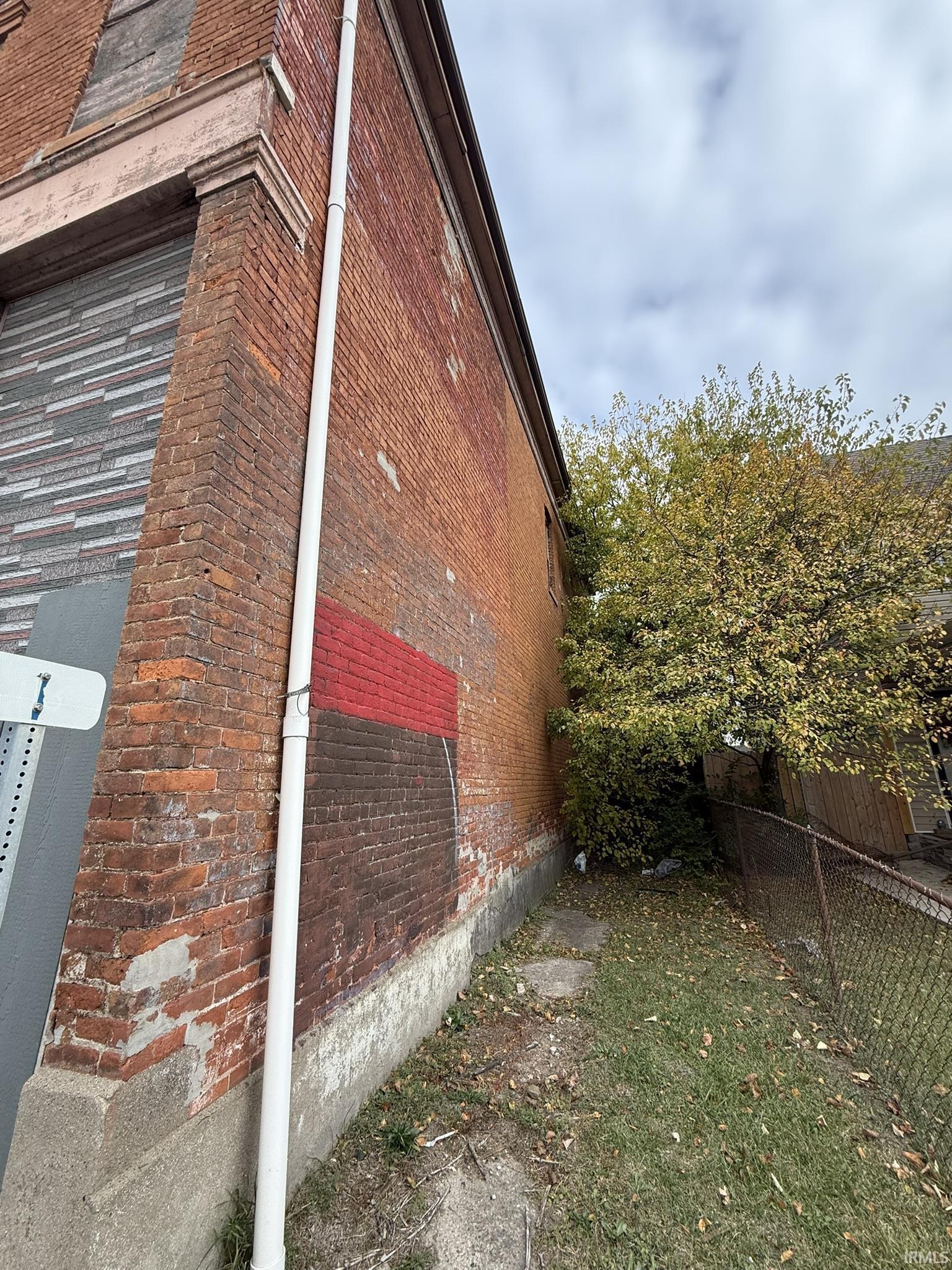 Photo 10 of 2101 S Lafayette Street