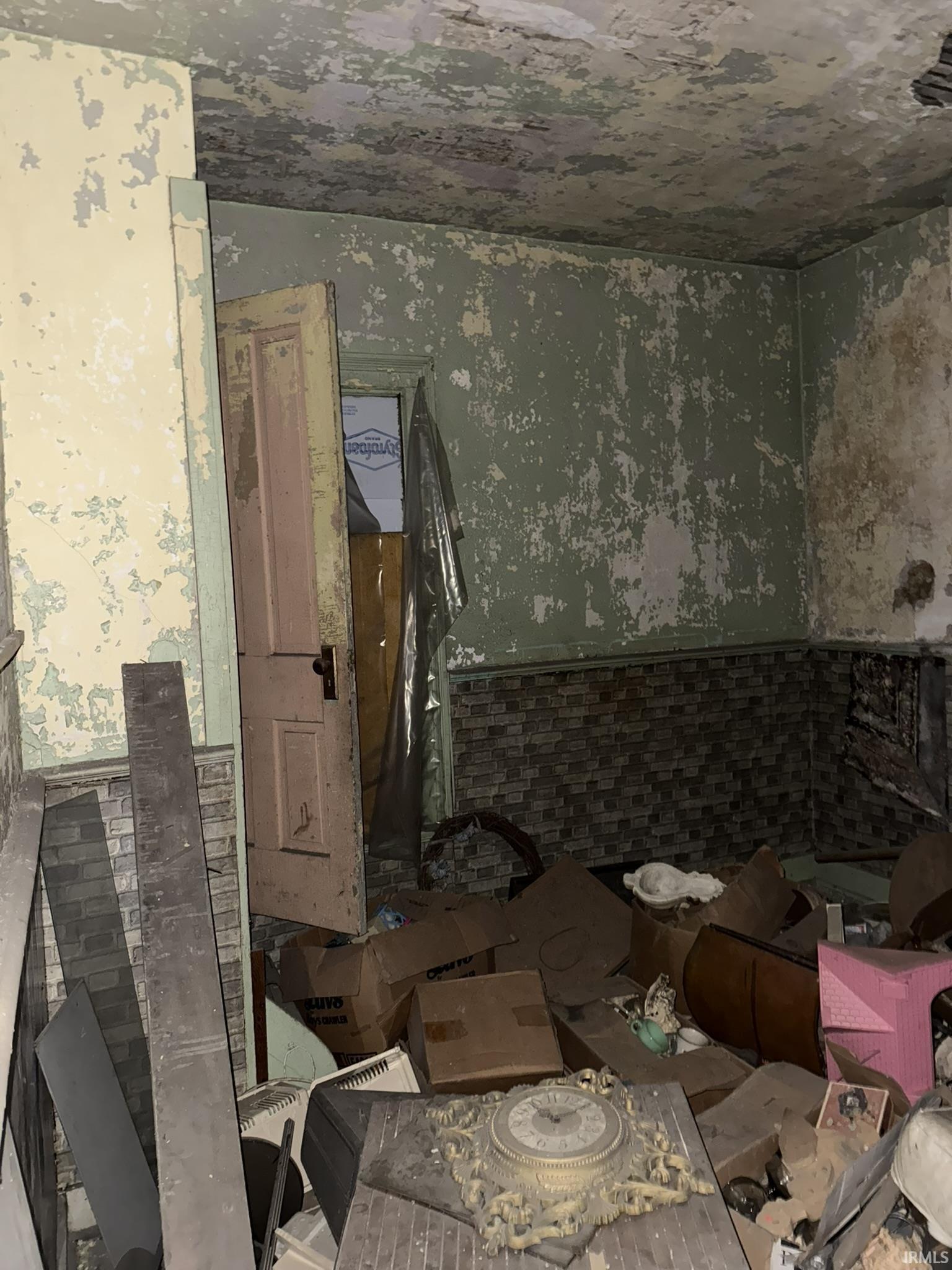 Photo 7 of 2101 S Lafayette Street