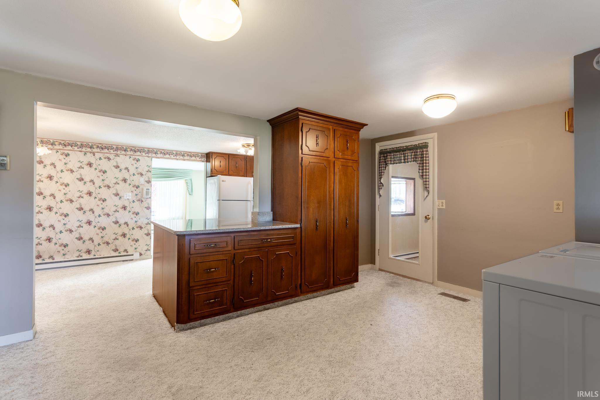 Photo 14 of 5460 N Broadway Street