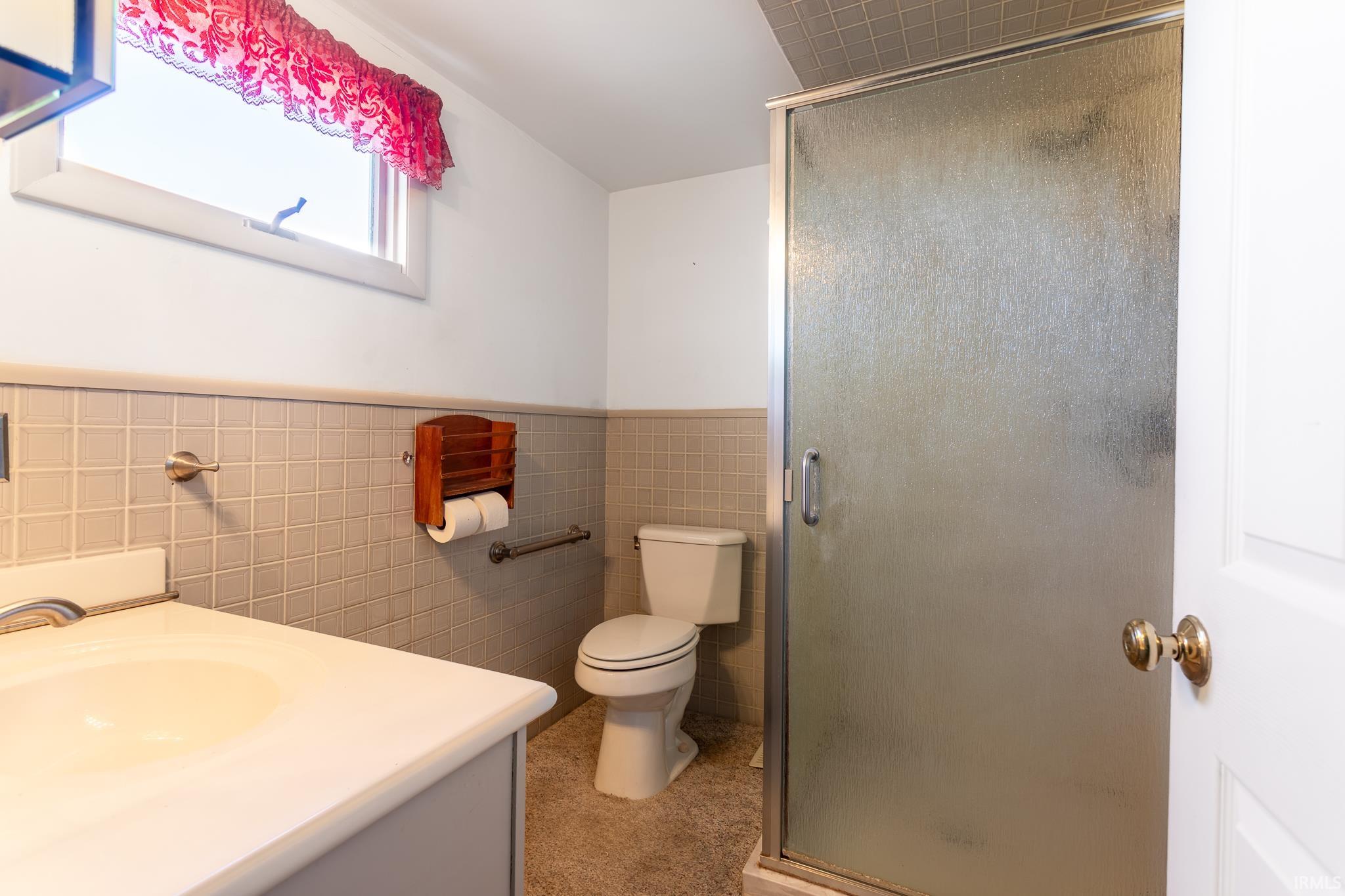 Photo 18 of 5460 N Broadway Street