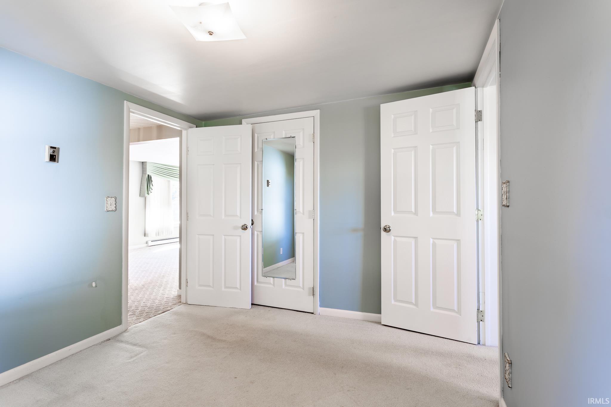 Photo 7 of 5460 N Broadway Street