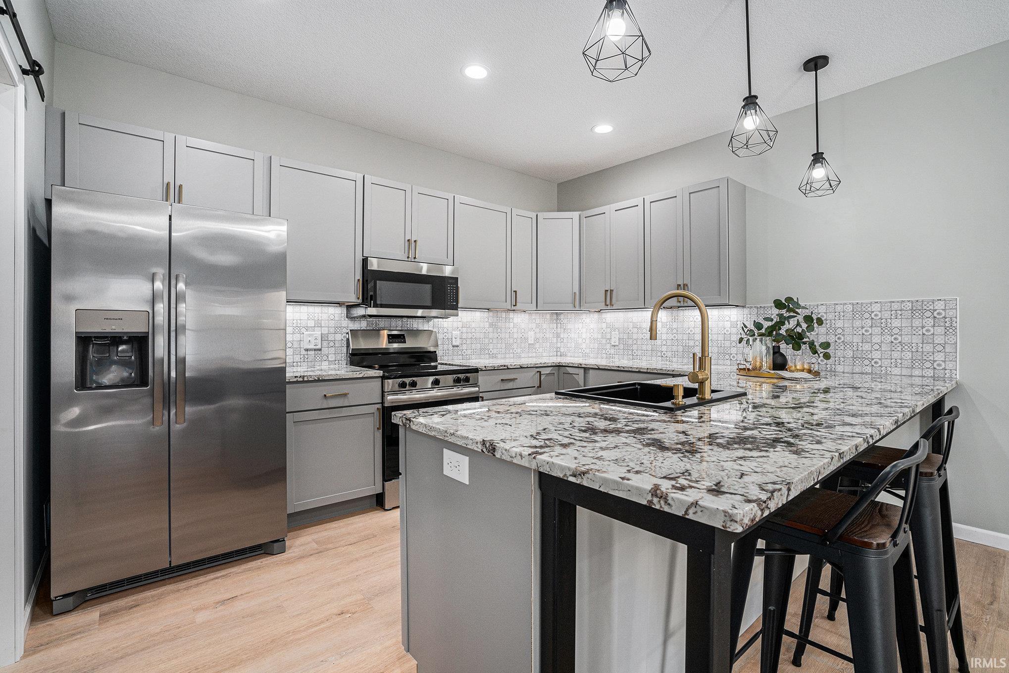 Photo 3 of 102 S Seventh Street