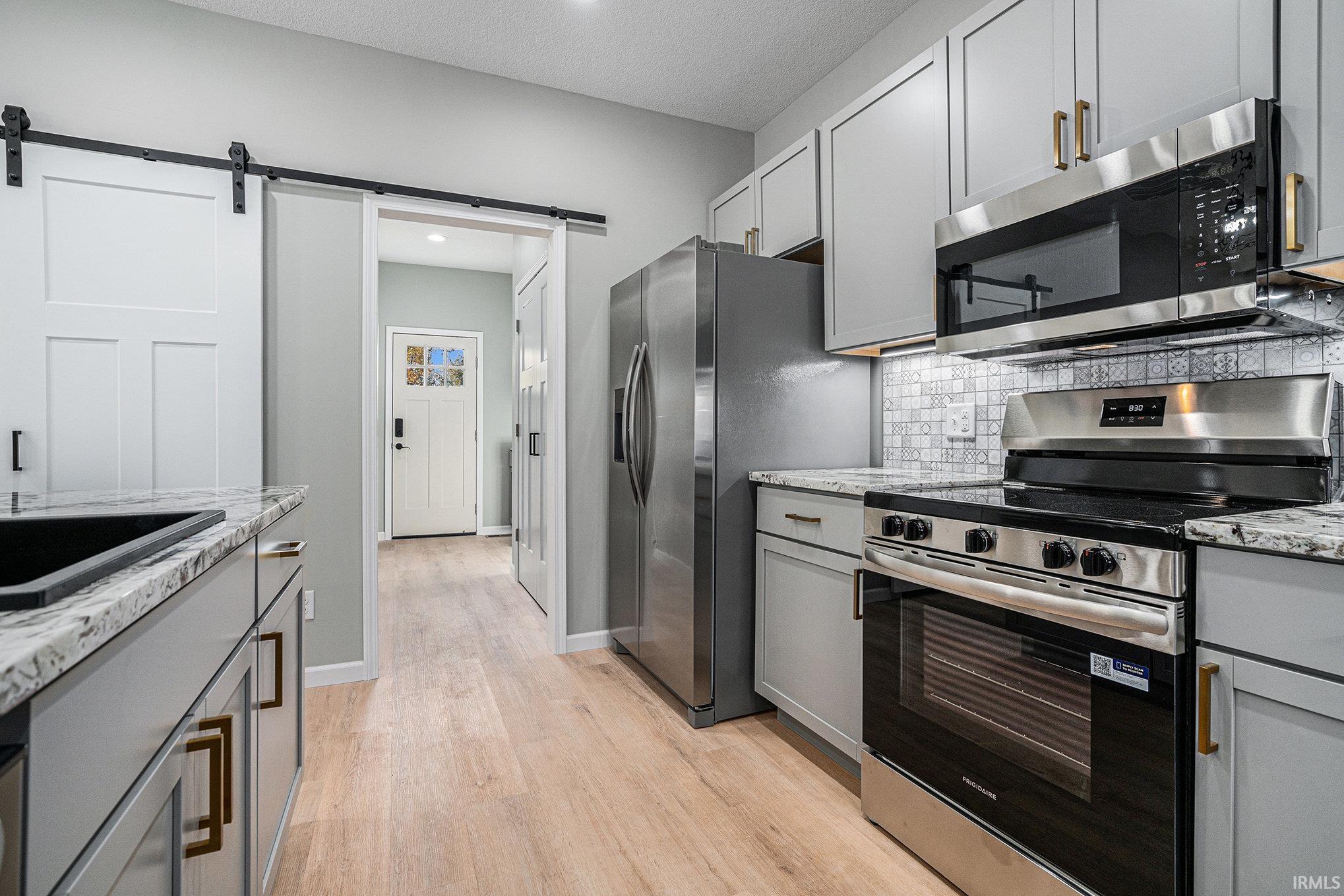 Photo 5 of 102 S Seventh Street