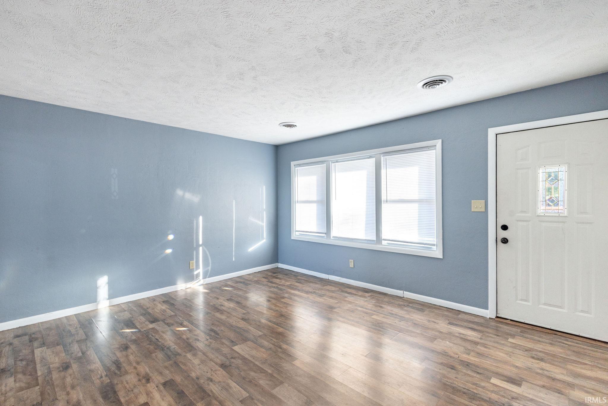 Photo 5 of 804 E Bristol Street