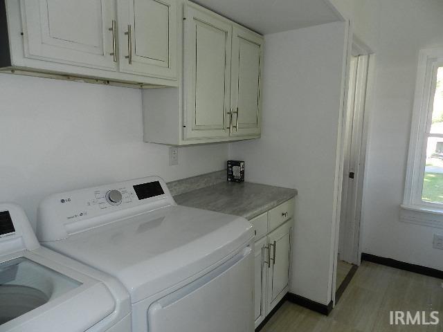 Photo 10 of 915 E Garfield Street