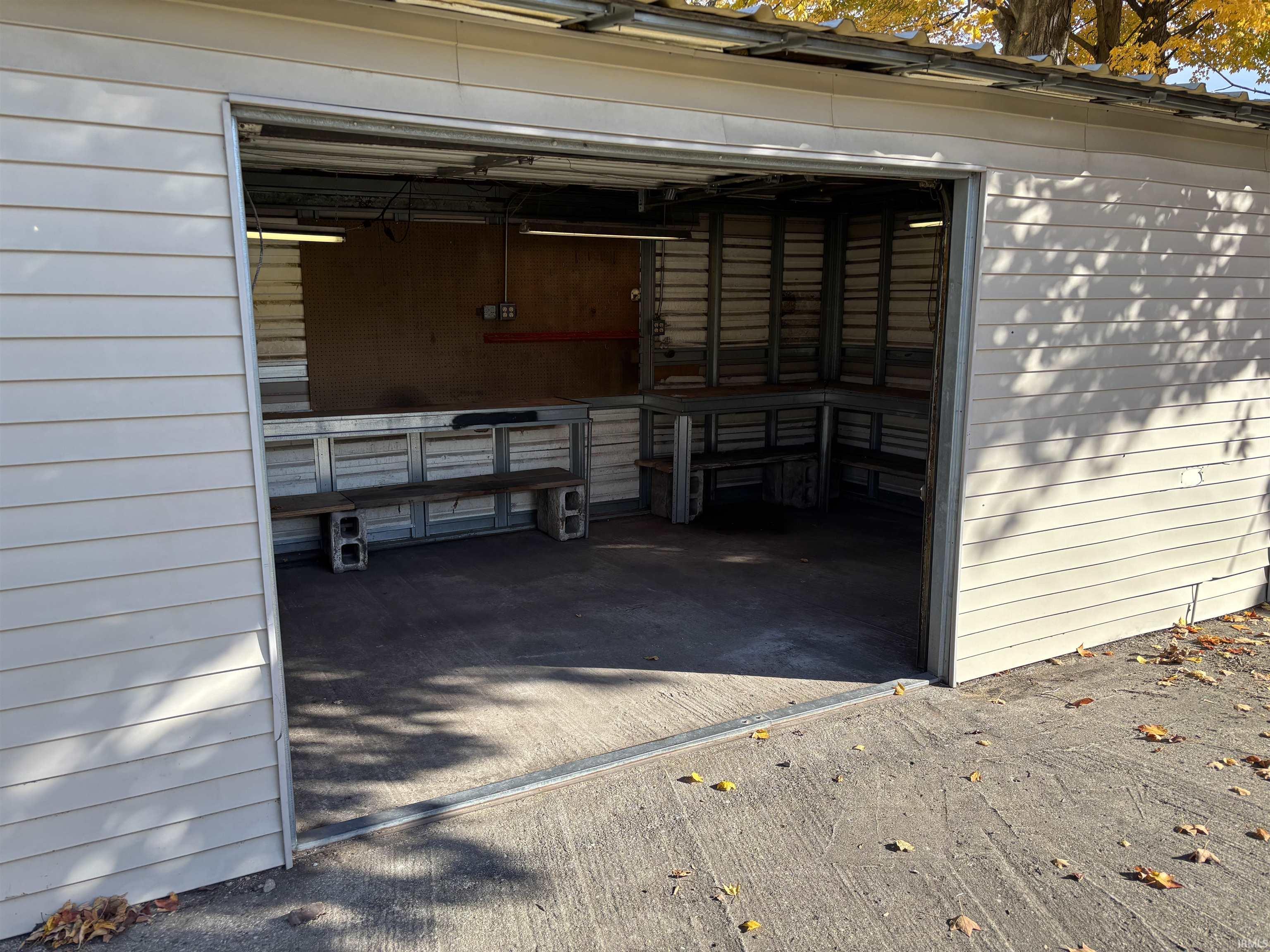 Photo 23 of 915 E Garfield Street