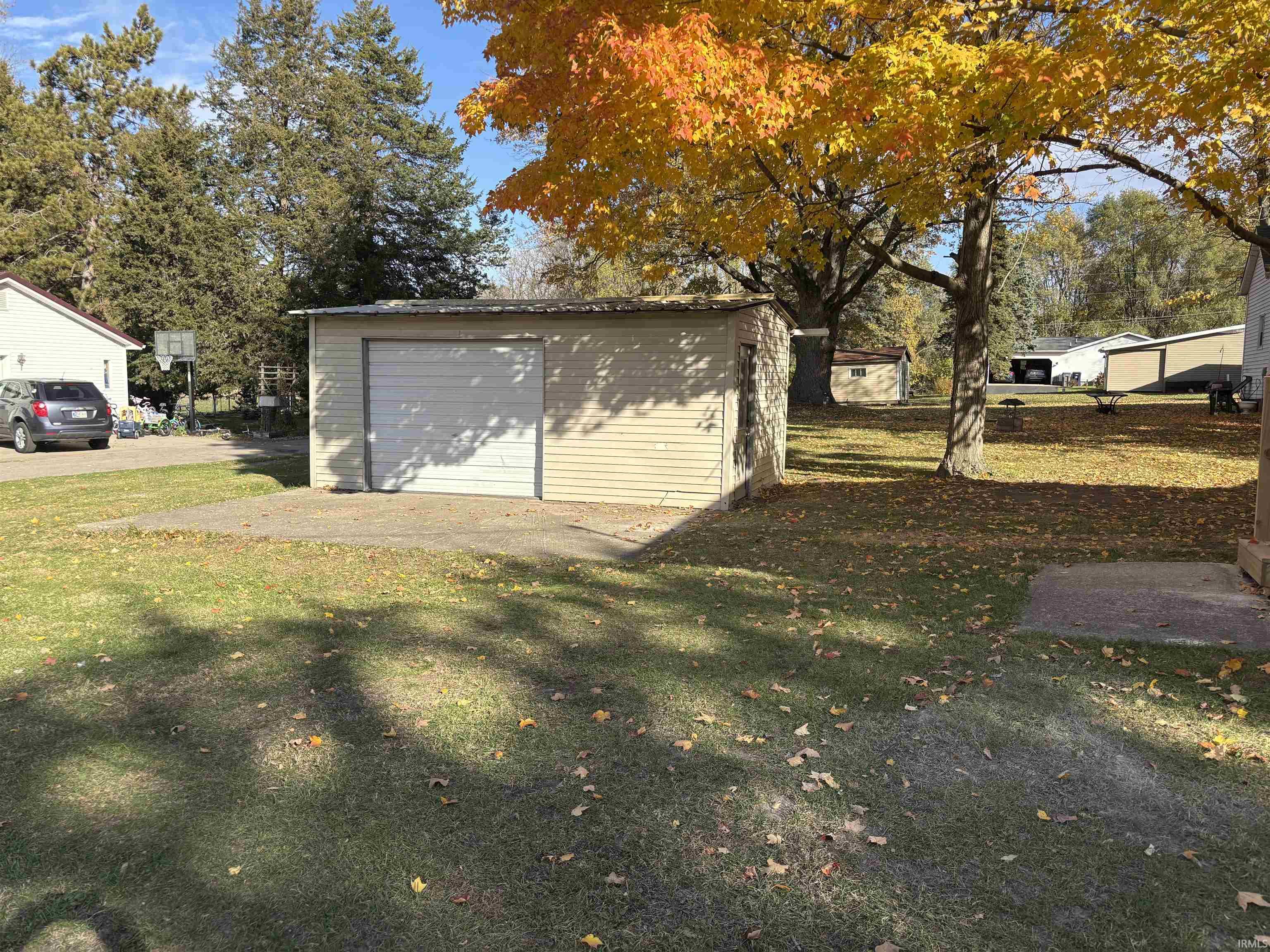 Photo 24 of 915 E Garfield Street