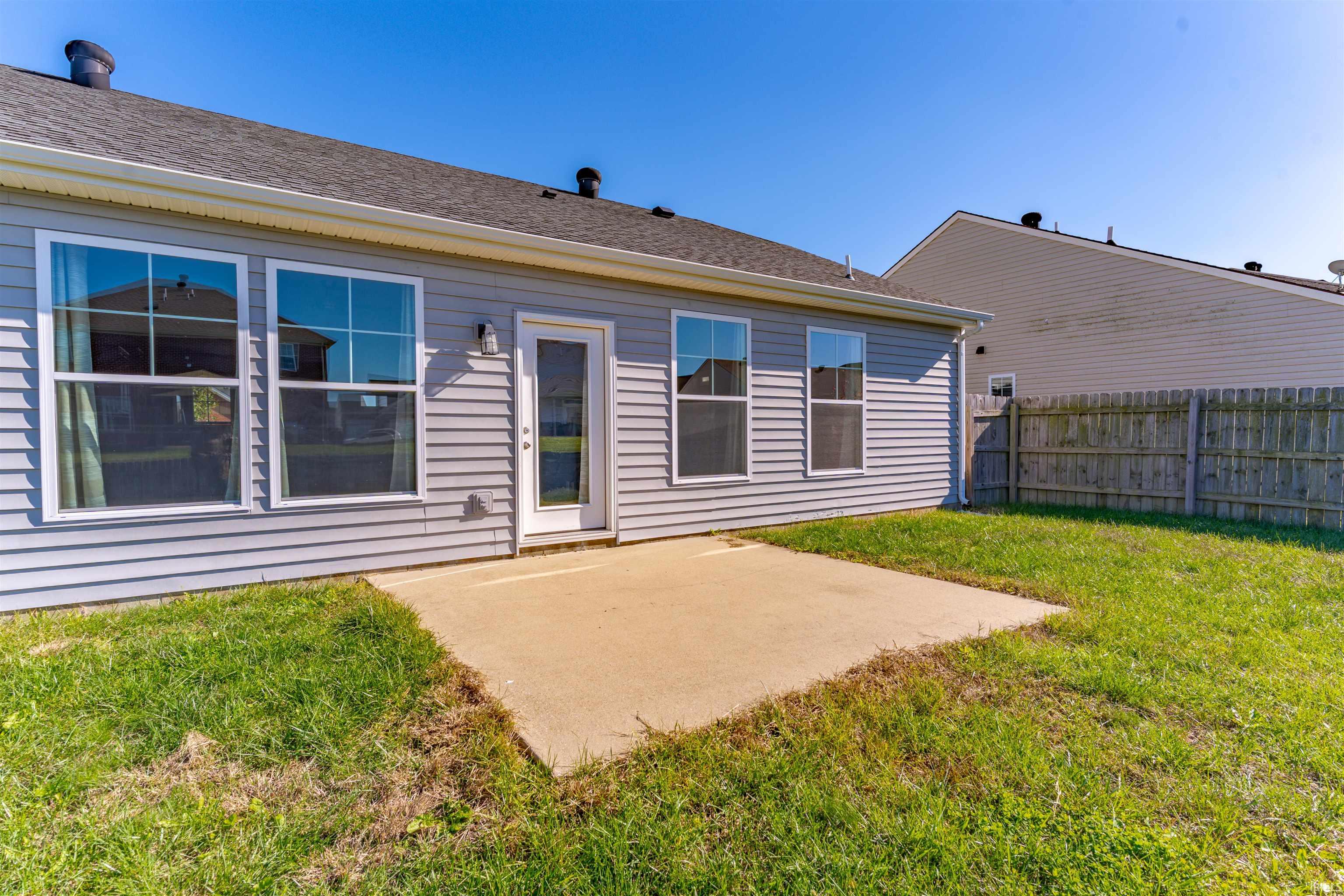 Homes for sale in Newburgh, IN | 3139 Capstone Ct, Newburgh, IN 47630 | MLS# 202544684