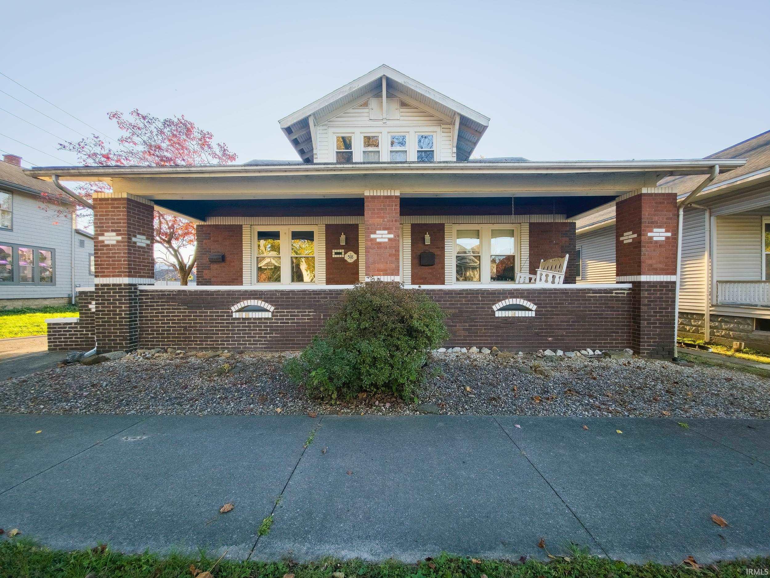 Homes for sale in Mount Carmel, IL | 518 Chestnut St, Mount Carmel, IL 62863 | MLS# 202544685