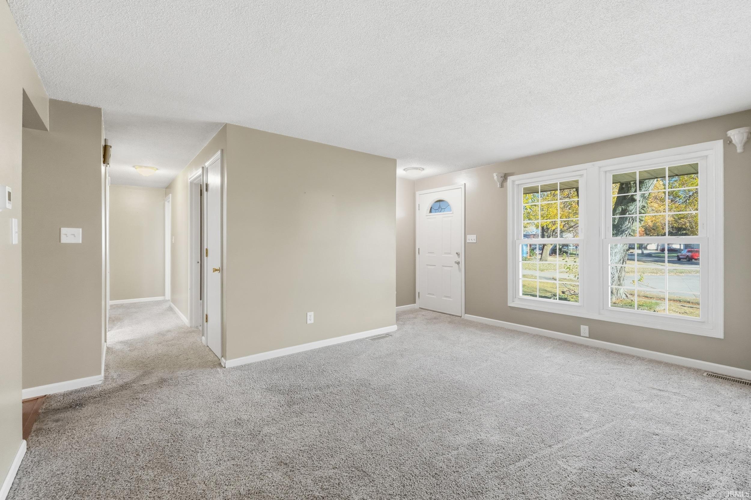 Photo 3 of 8507 Sandstone Court