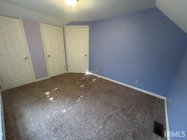 Photo 9 of 637 Mayne Street