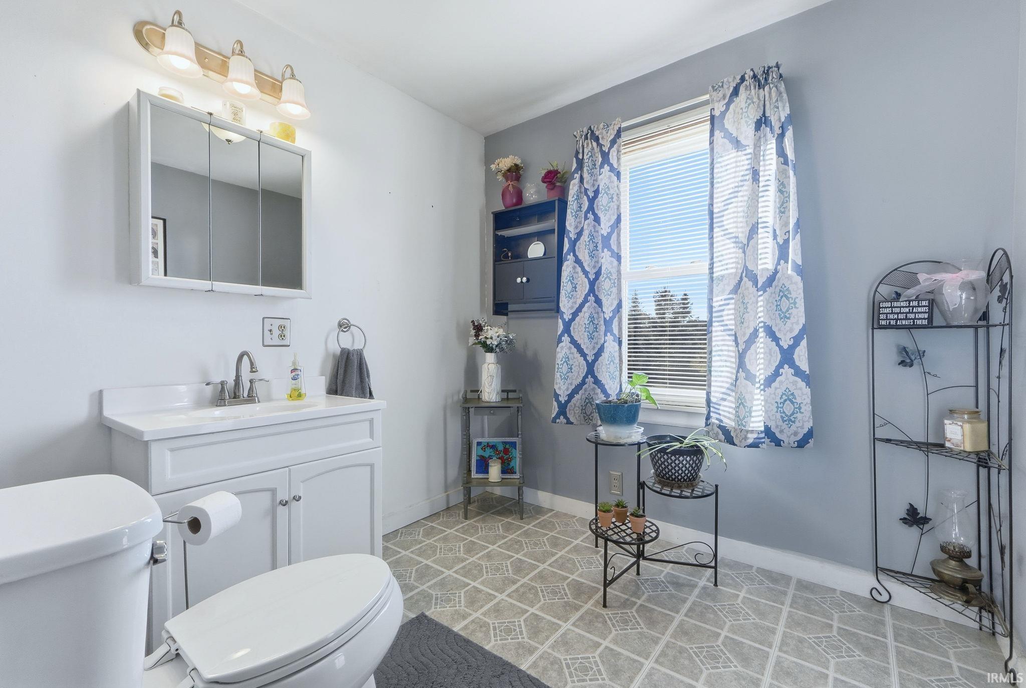 Photo 10 of 6120 E 900 S