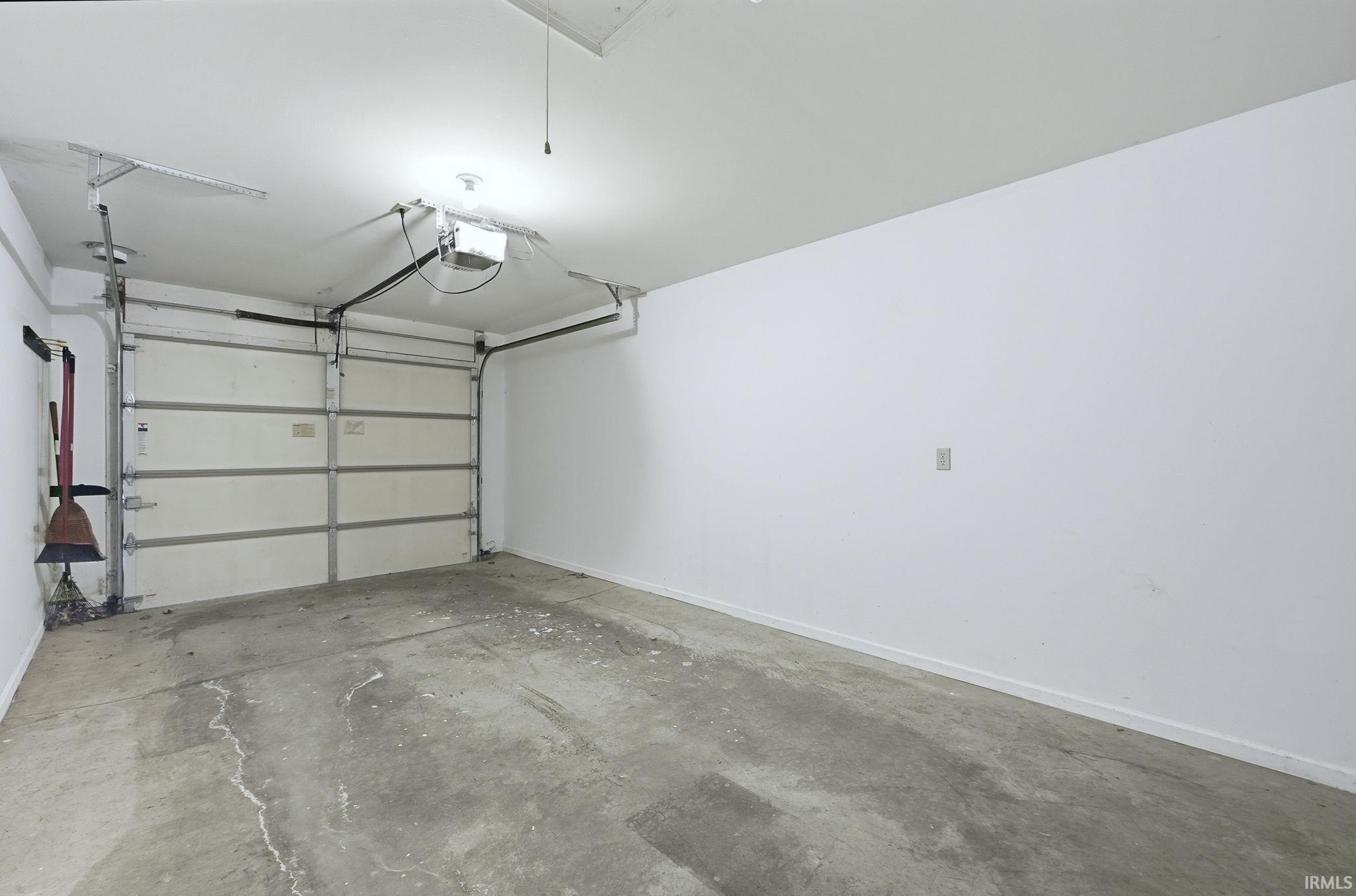 Photo 23 of 107 N 200 E