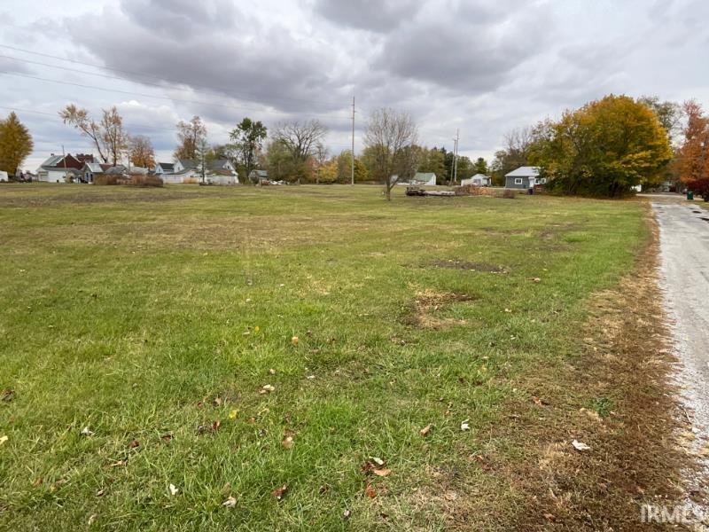 Photo 8 of 6068 N West Street