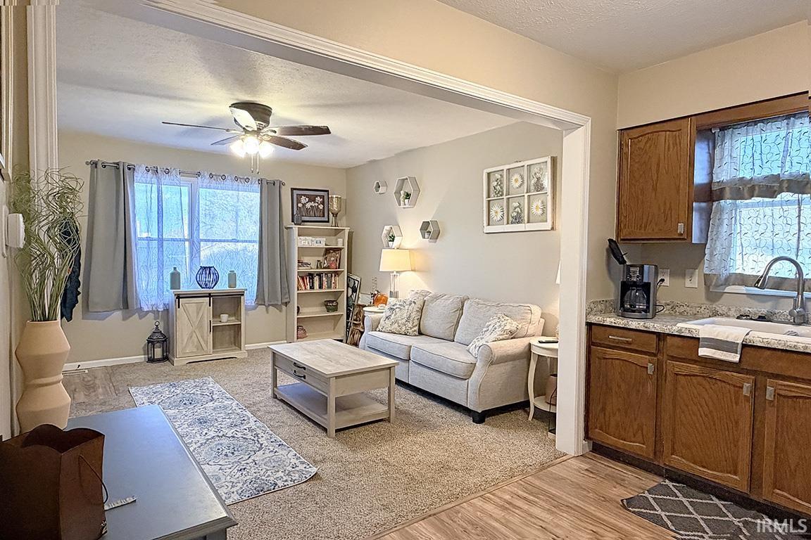 Photo 7 of 1101 Court Lane