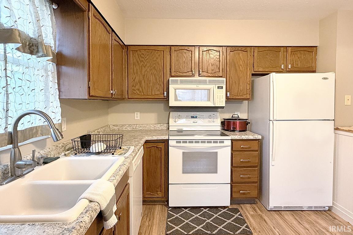 Photo 9 of 1101 Court Lane