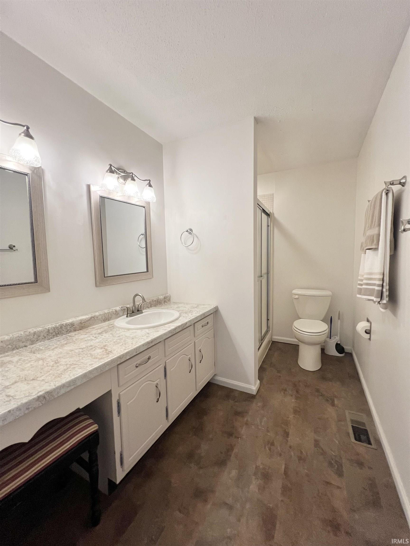 Photo 22 of 9619 Creek Bed Place