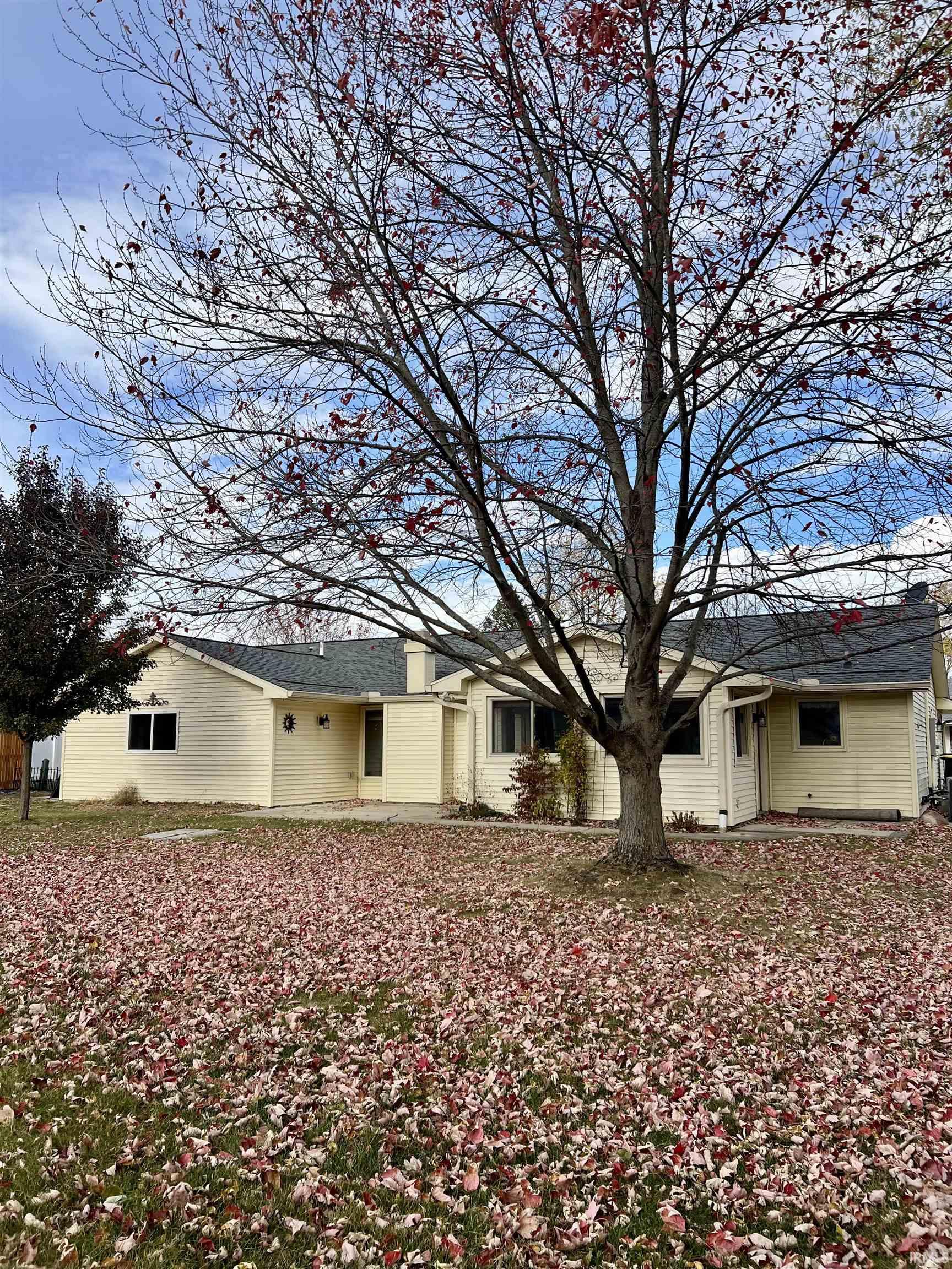 Photo 33 of 9619 Creek Bed Place