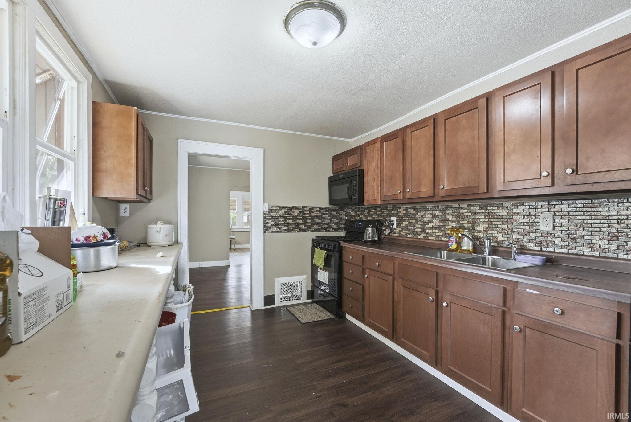 Photo 12 of 4229 Reed Street