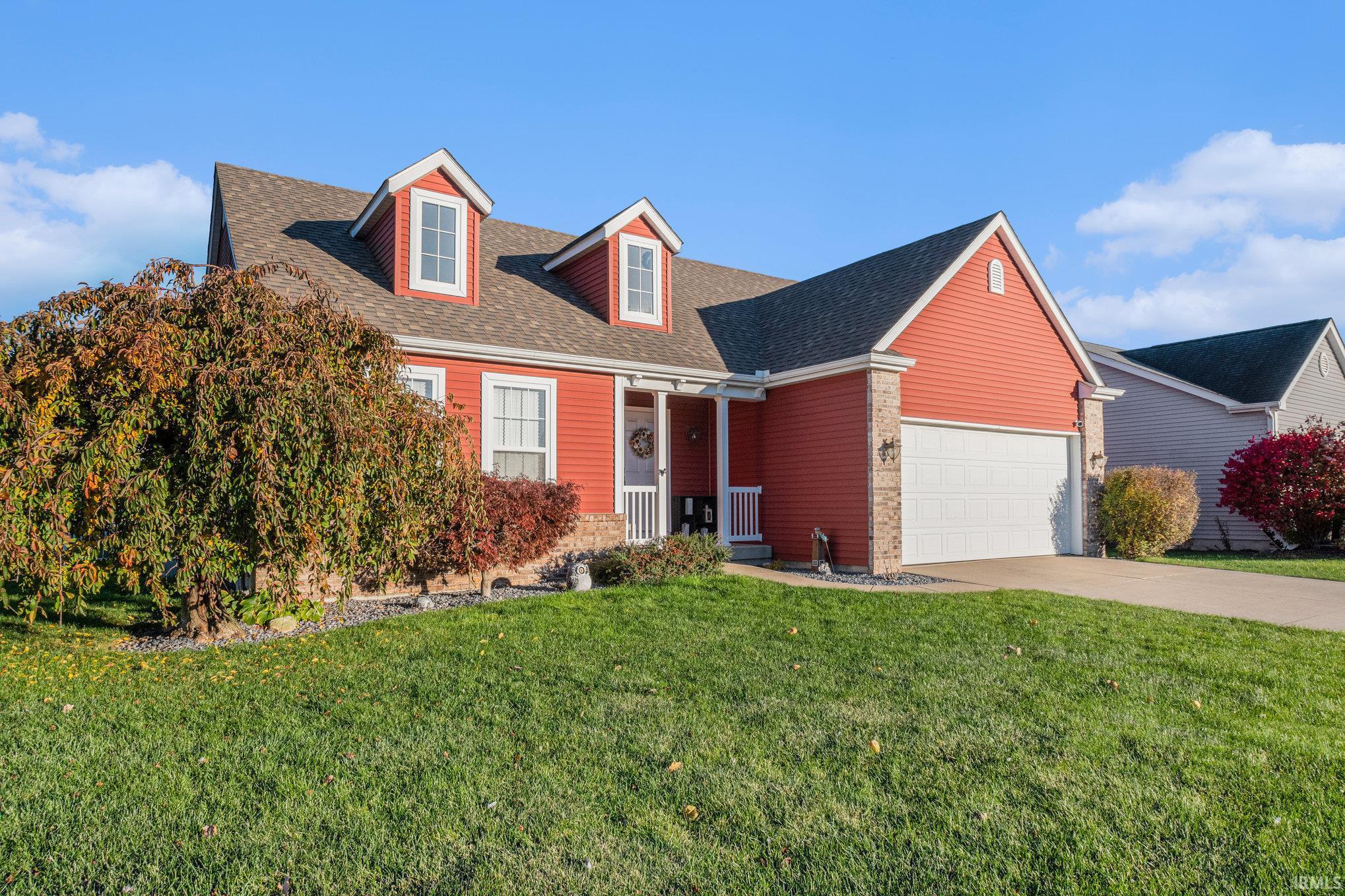 Homes for sale in Osceola, IN | 424 Champery Dr, Osceola, IN 46561 | MLS# 202544796