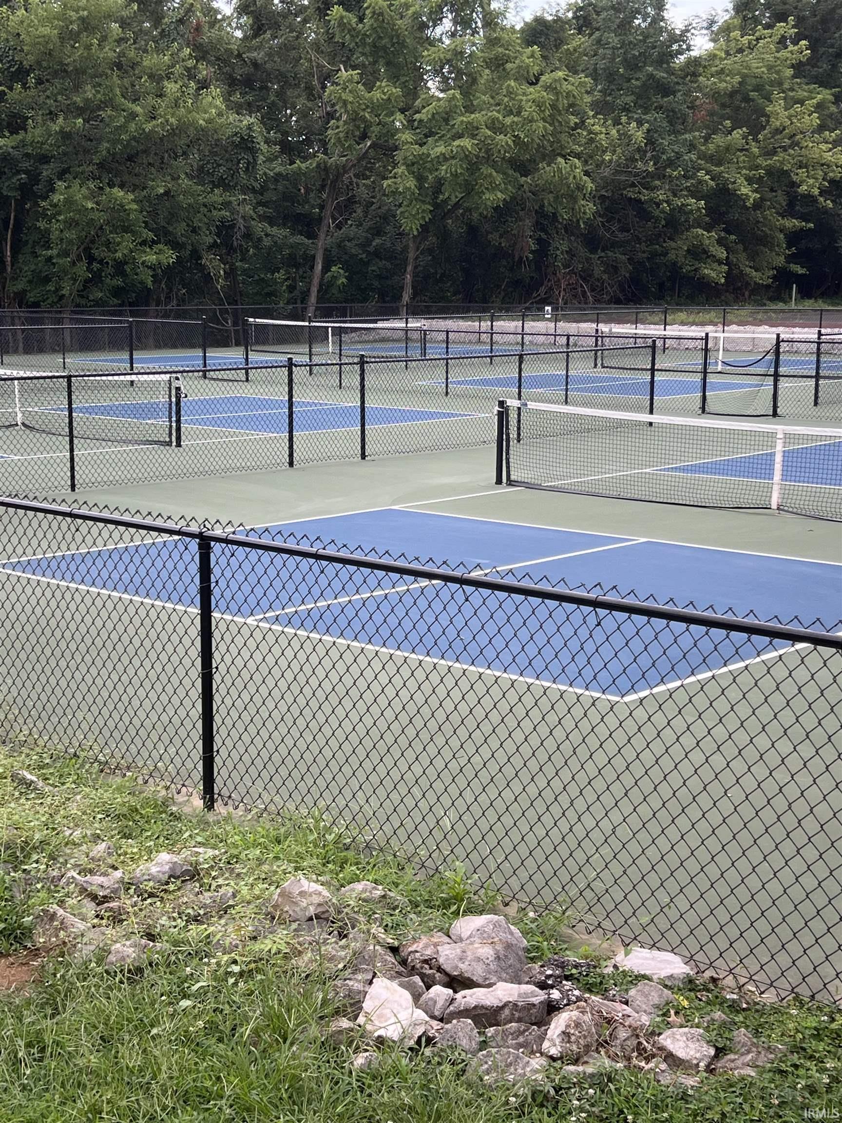 Homes for sale in Bloomington, IN | 9103 South Dr, Bloomington, IN 47401 | MLS# 202544810