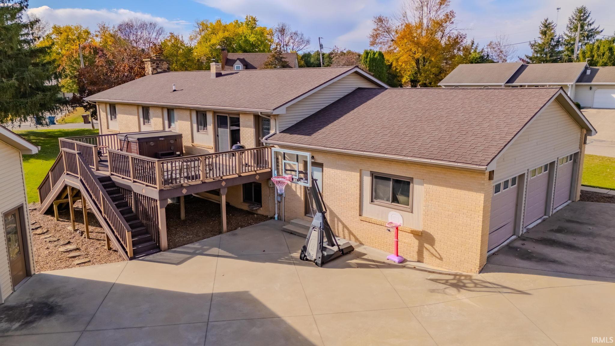 Homes for sale in Wabash, IN | 1321 Helms Dr, Wabash, IN 46992 | MLS# 202544828