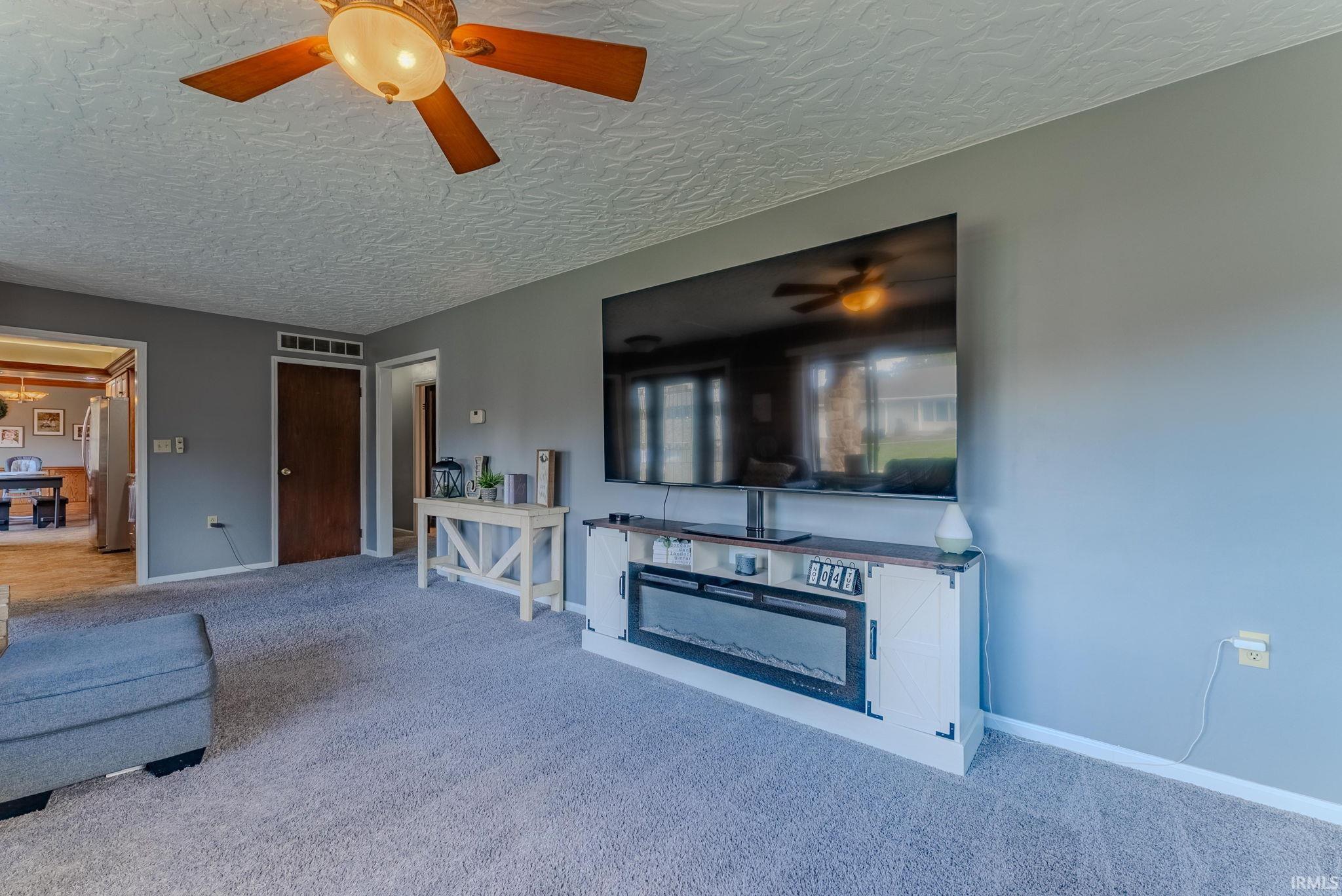 Photo 9 of 1321 Helms Drive