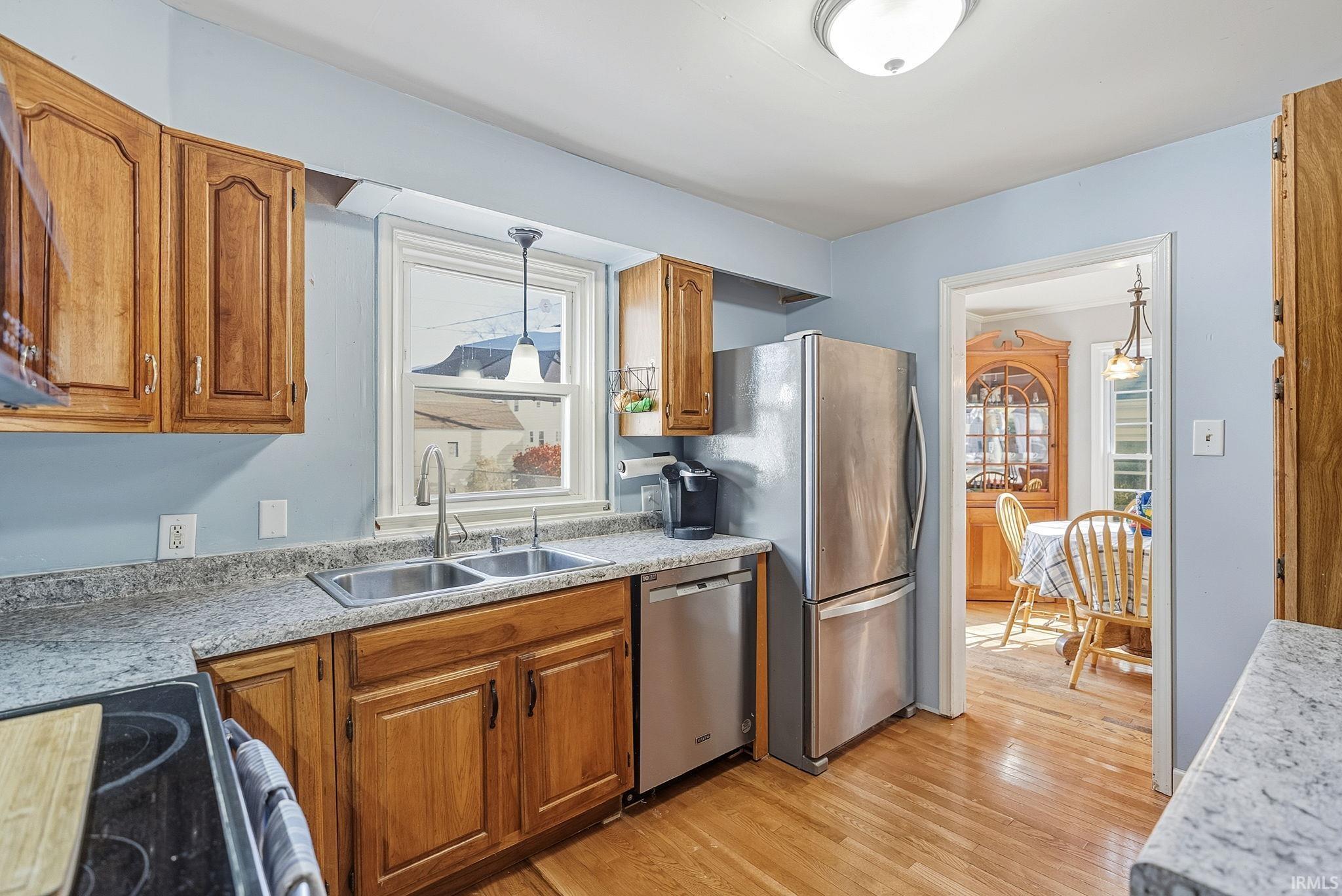 Photo 10 of 4817 Tacoma Avenue