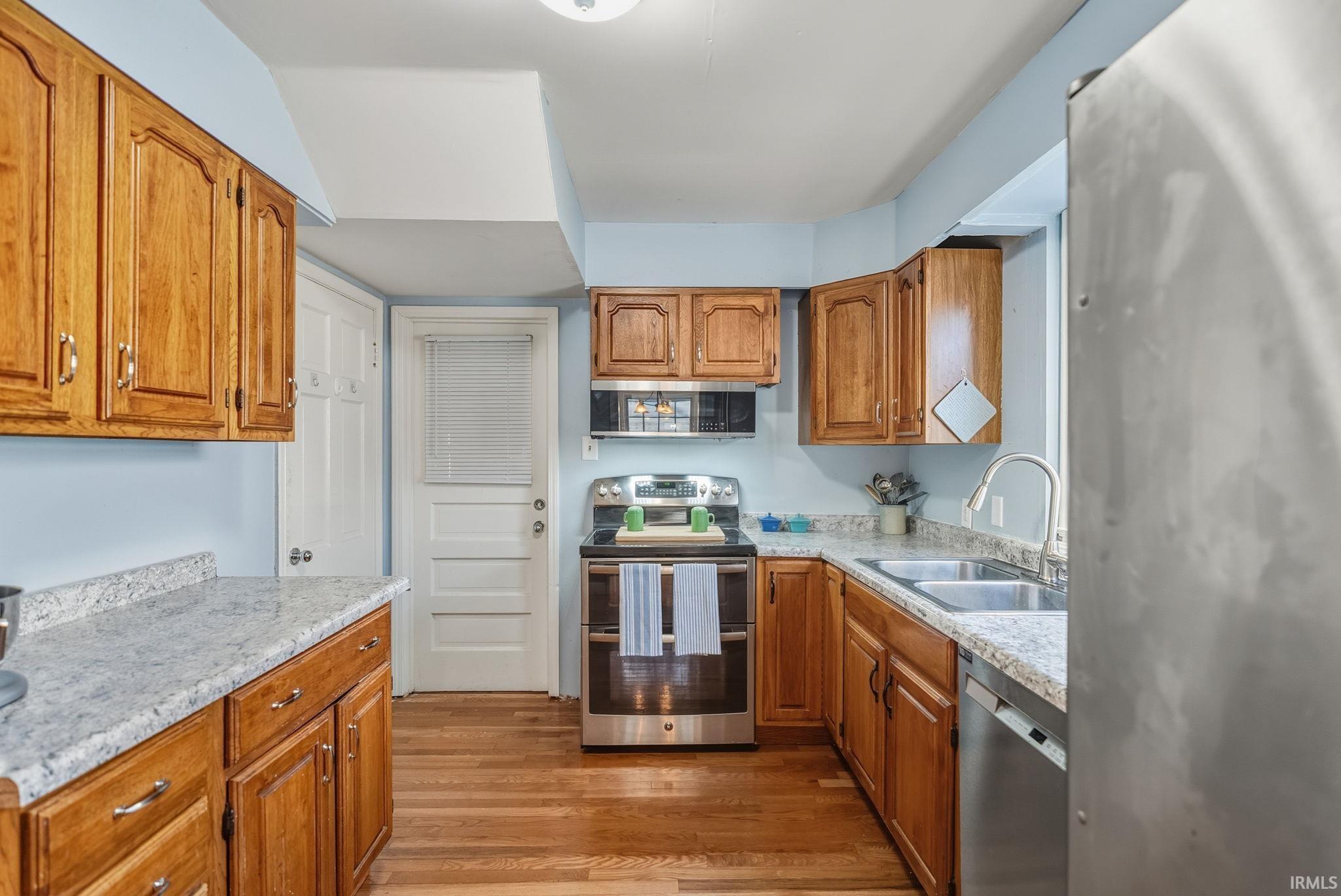 Photo 11 of 4817 Tacoma Avenue