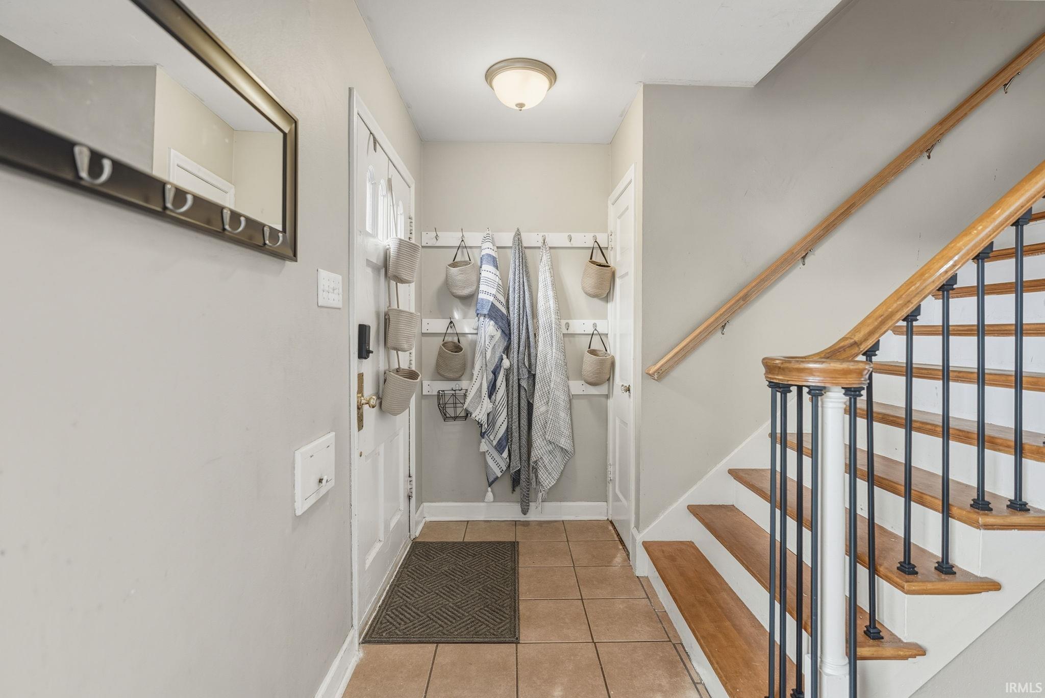 Photo 3 of 4817 Tacoma Avenue