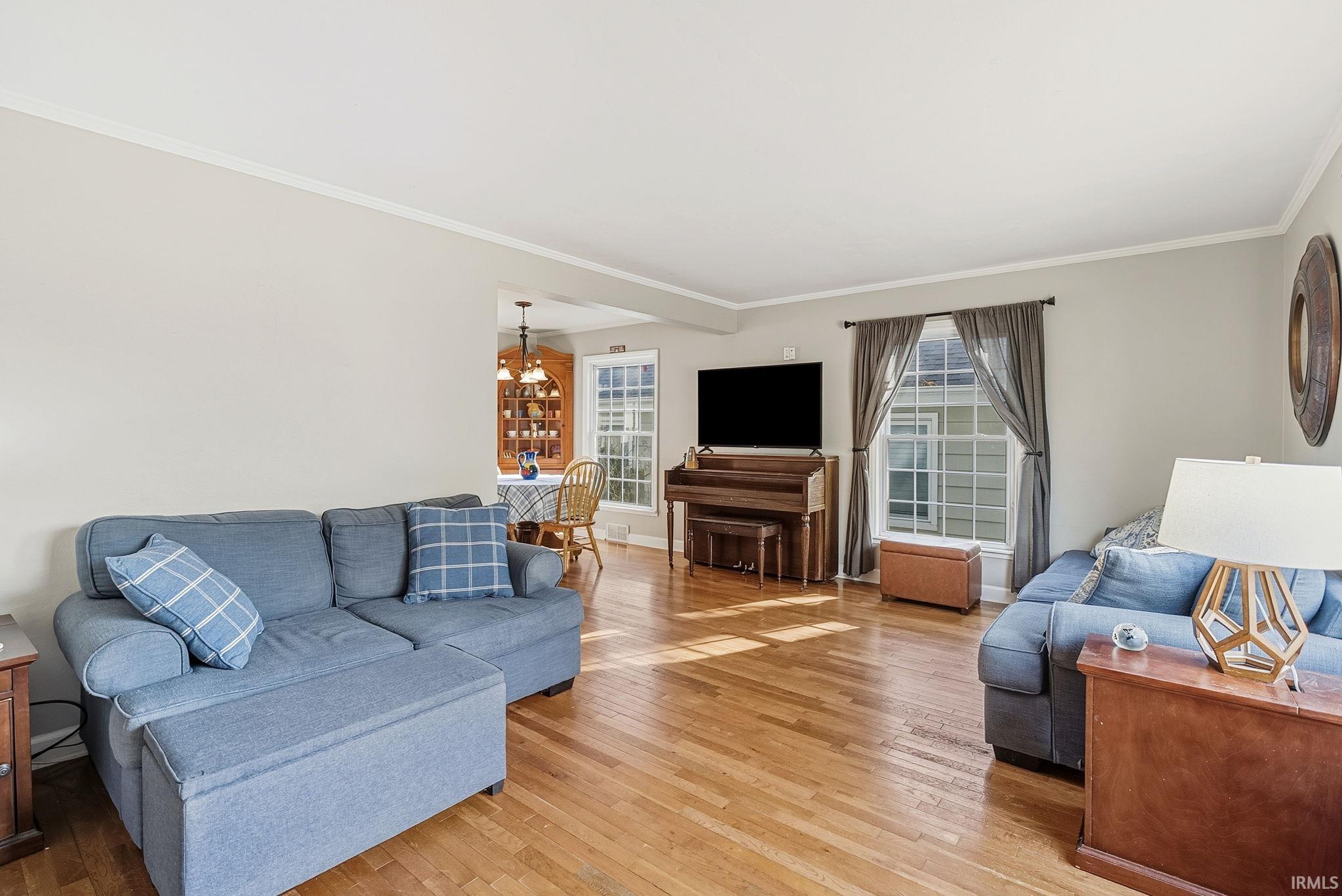 Photo 7 of 4817 Tacoma Avenue