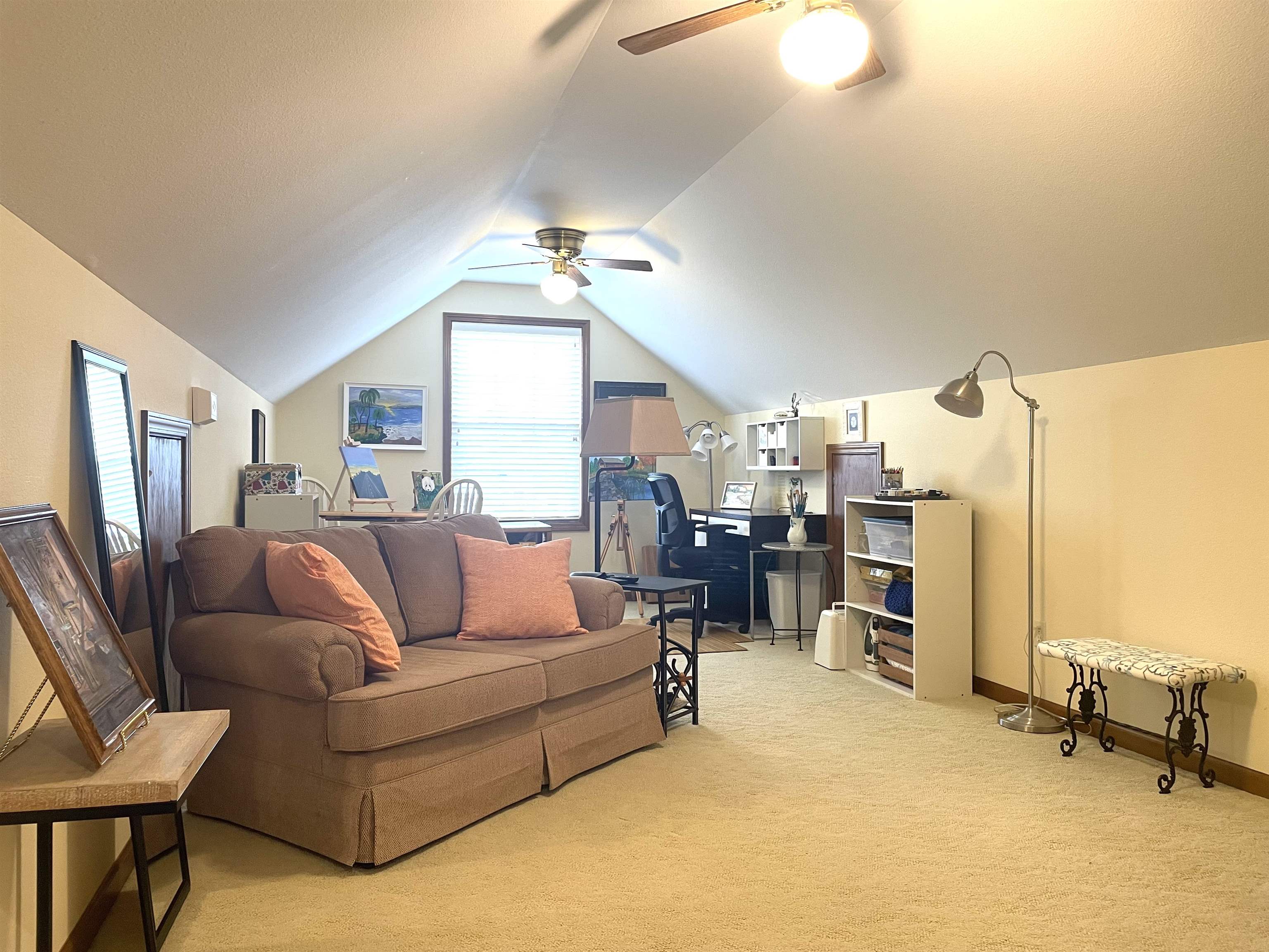 Photo 18 of 223 Coronet Street