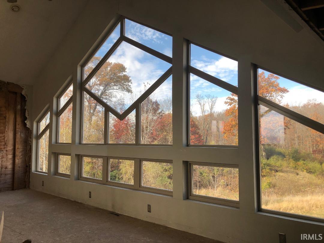 Photo 4 of 5562 W 100 N