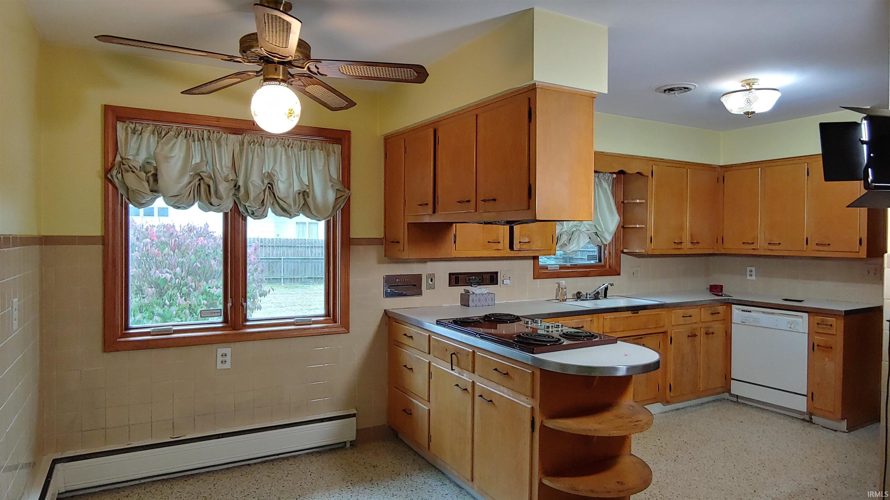 Photo 11 of 4742 TRIER Road