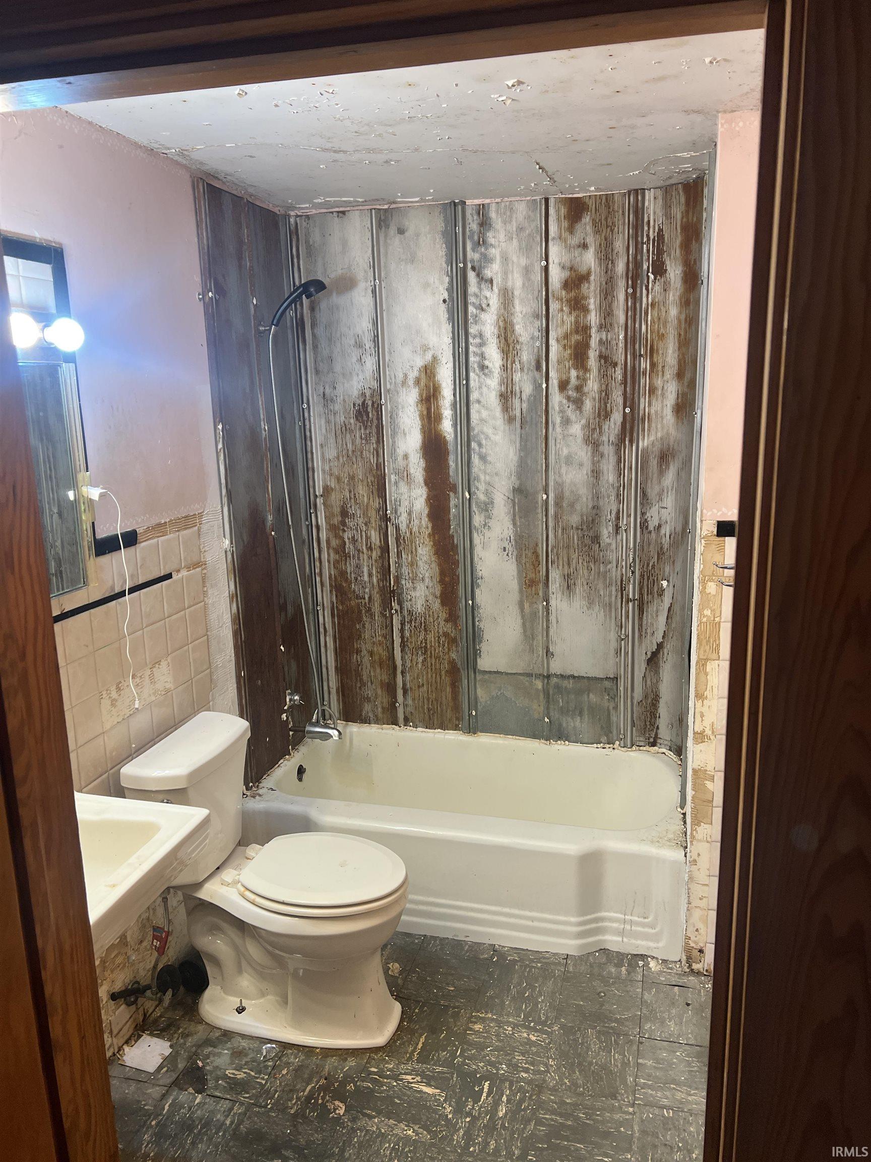 Photo 14 of 922 W Monroe Street