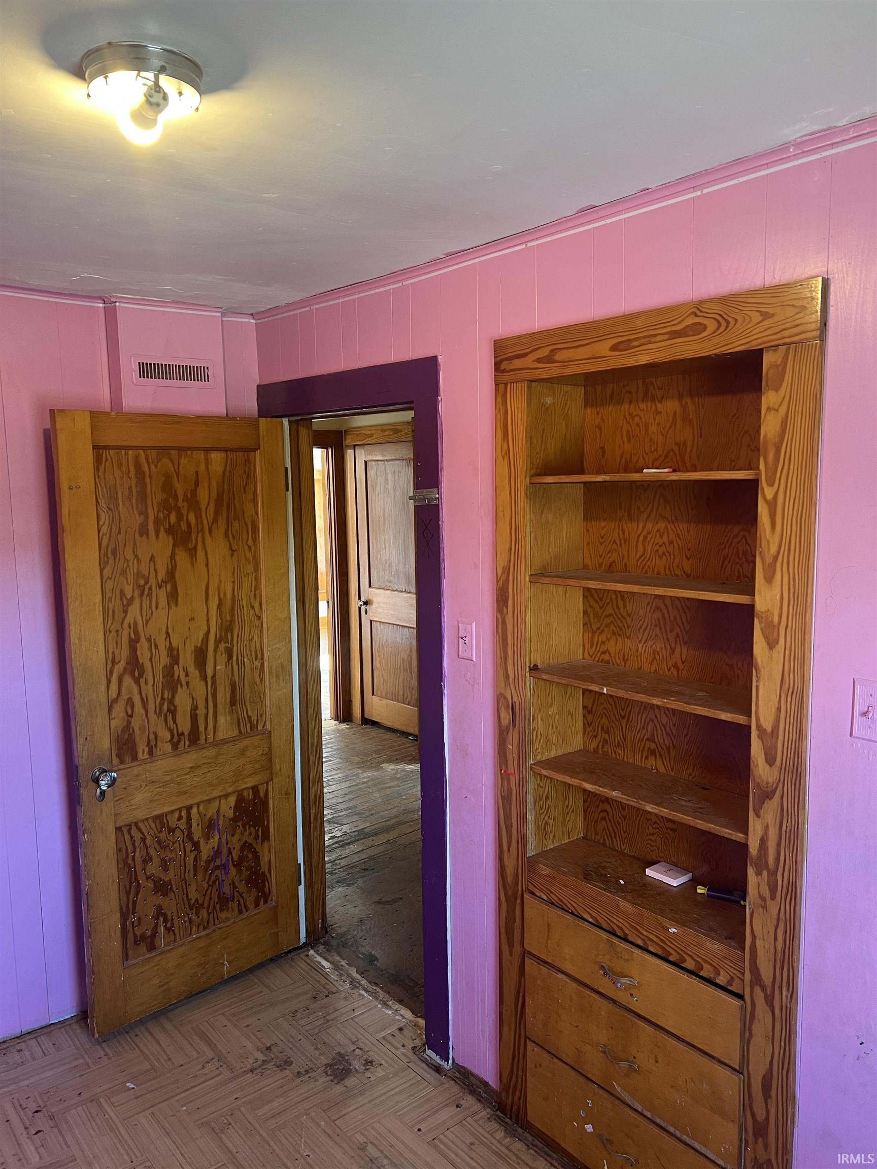 Photo 15 of 922 W Monroe Street