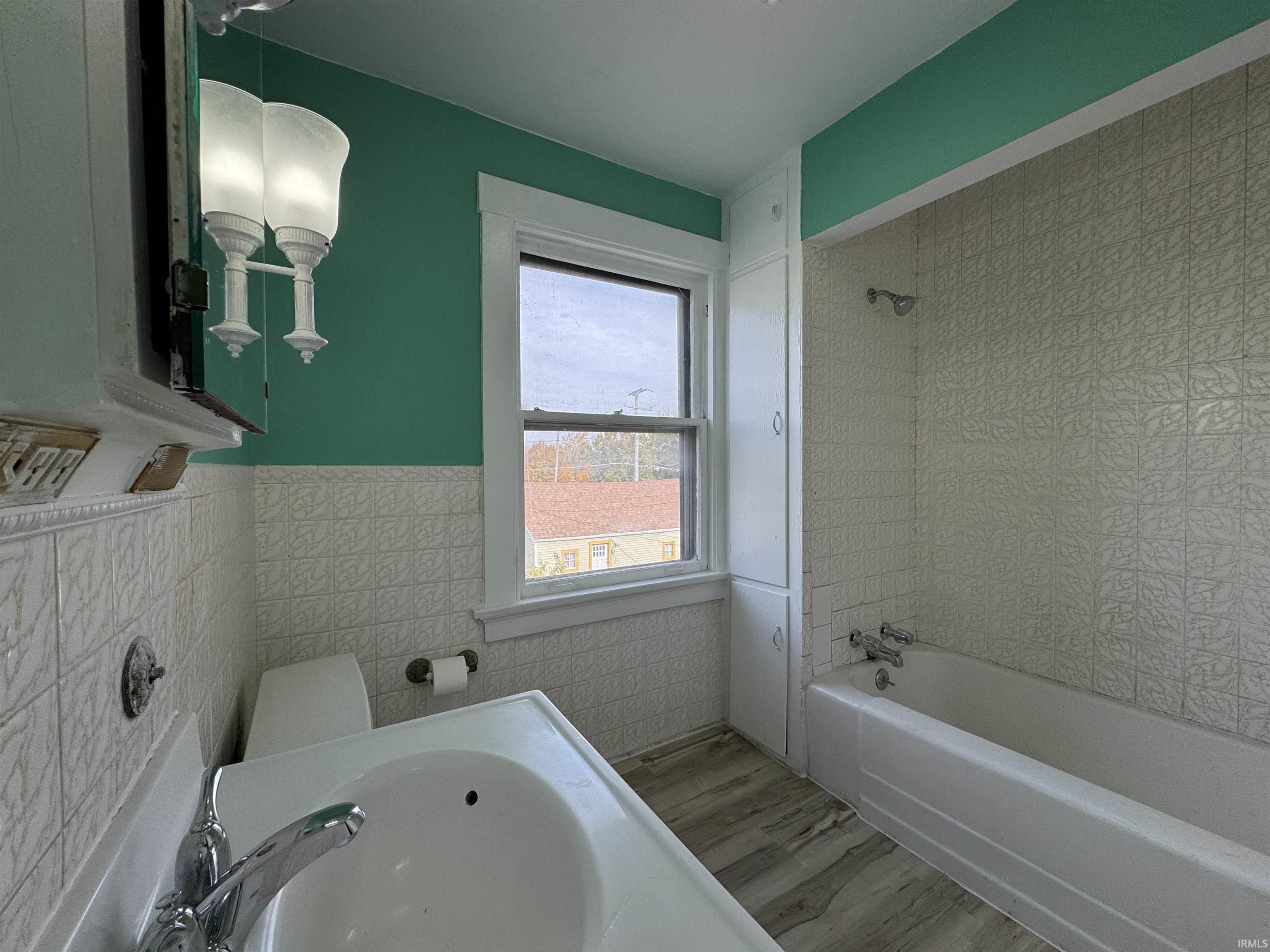 Photo 9 of 604 W State Boulevard