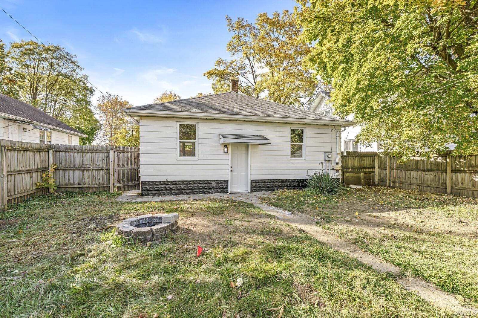 Homes for sale in Mishawaka, IN | 314 Harrison St, Mishawaka, IN 46544 | MLS# 202544870