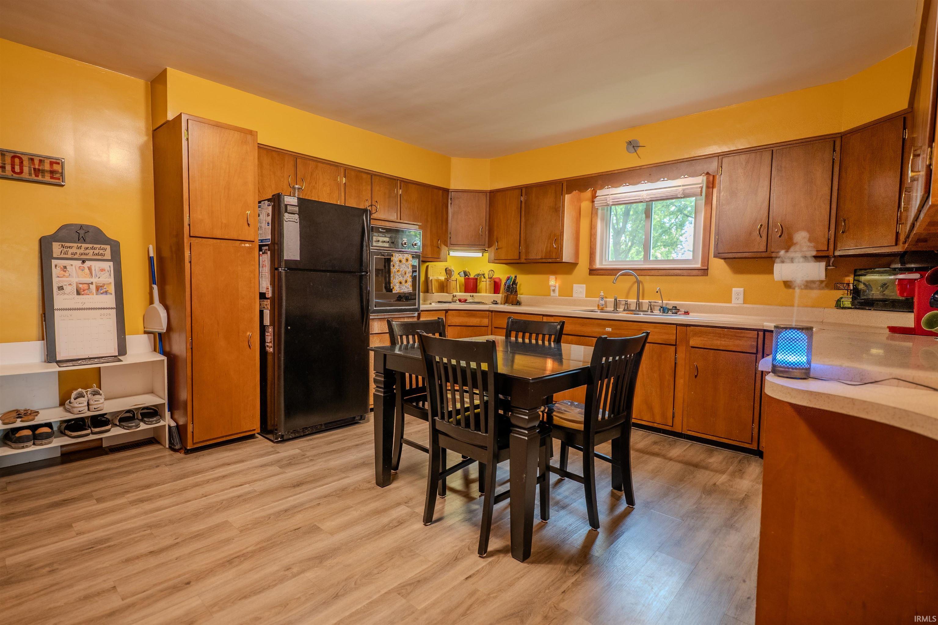 Photo 13 of 602 N Metts Street