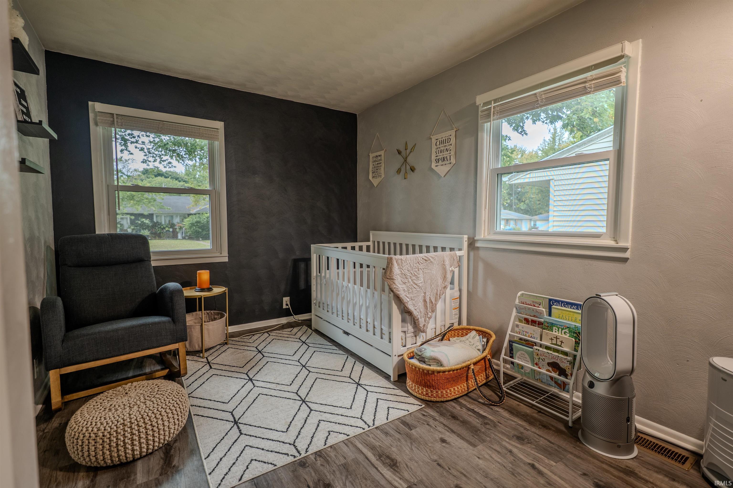 Photo 18 of 602 N Metts Street