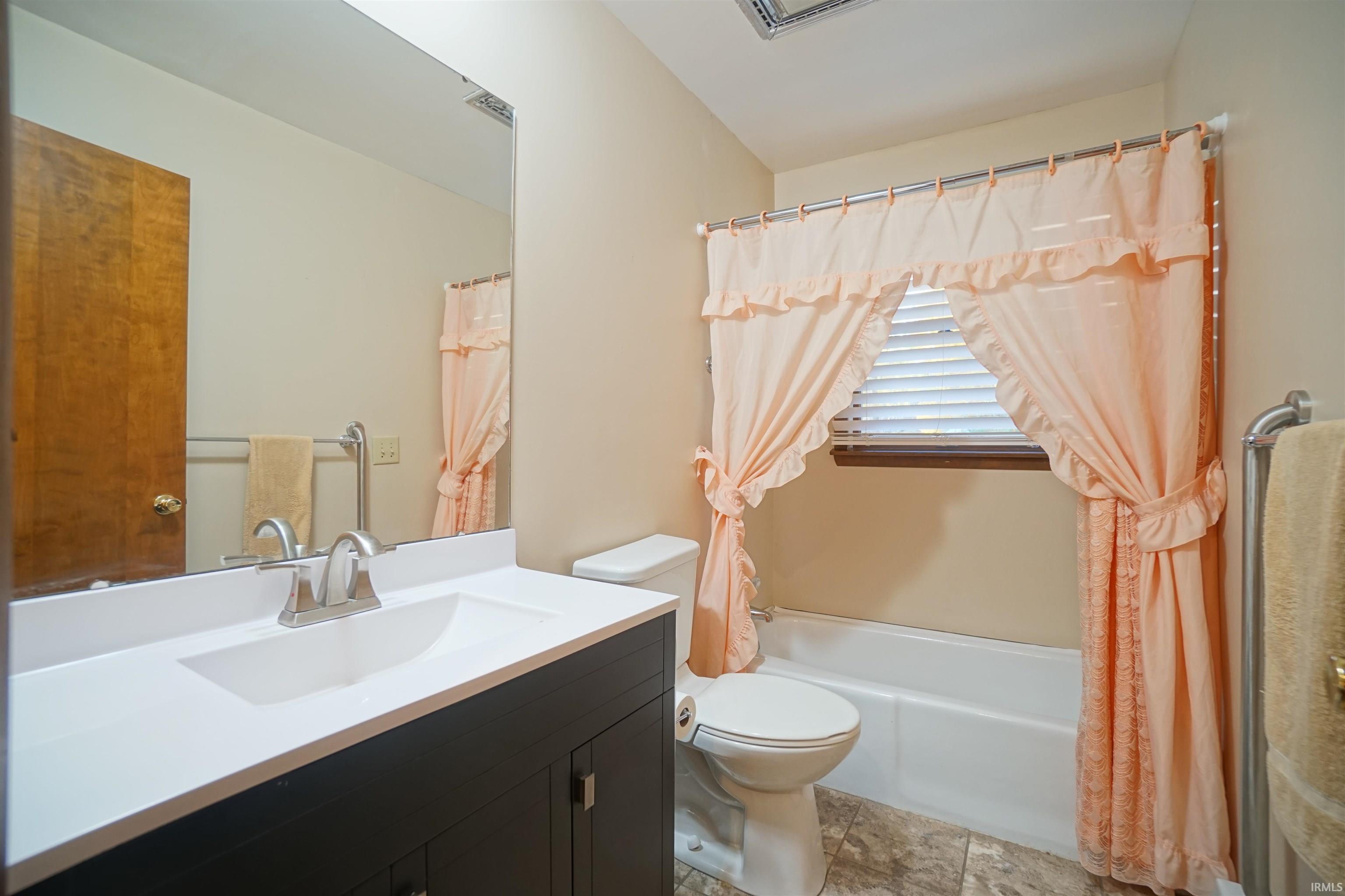 Photo 14 of 2563 S Woodland Trail