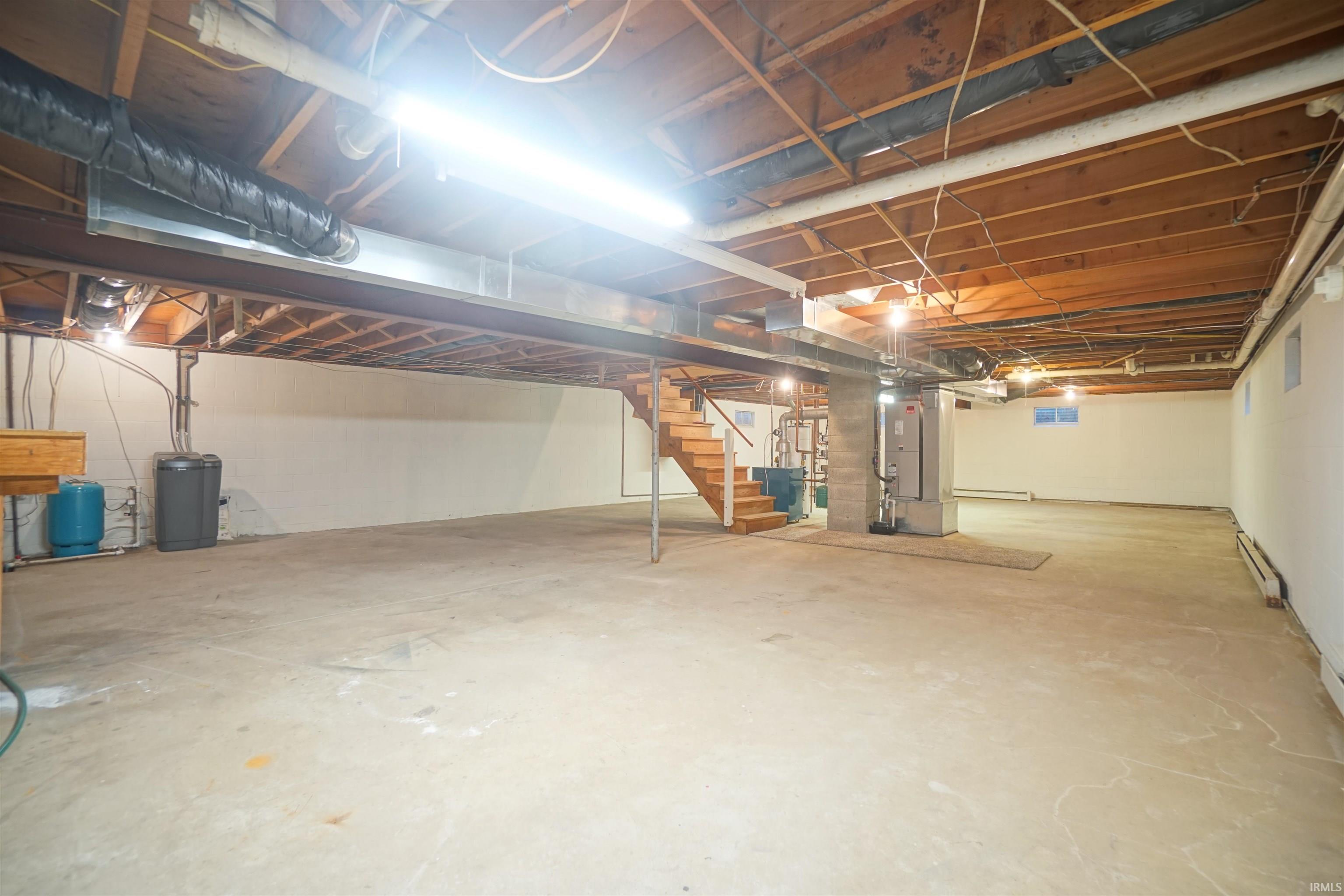 Photo 21 of 2563 S Woodland Trail