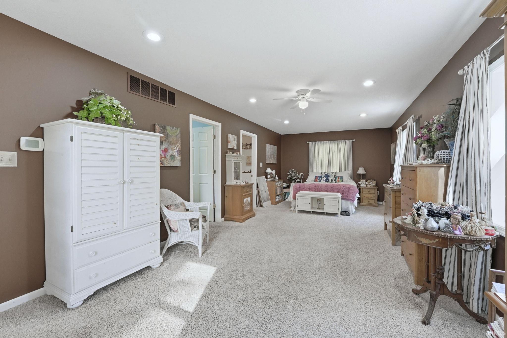 Photo 9 of 1856 S Packerton Road