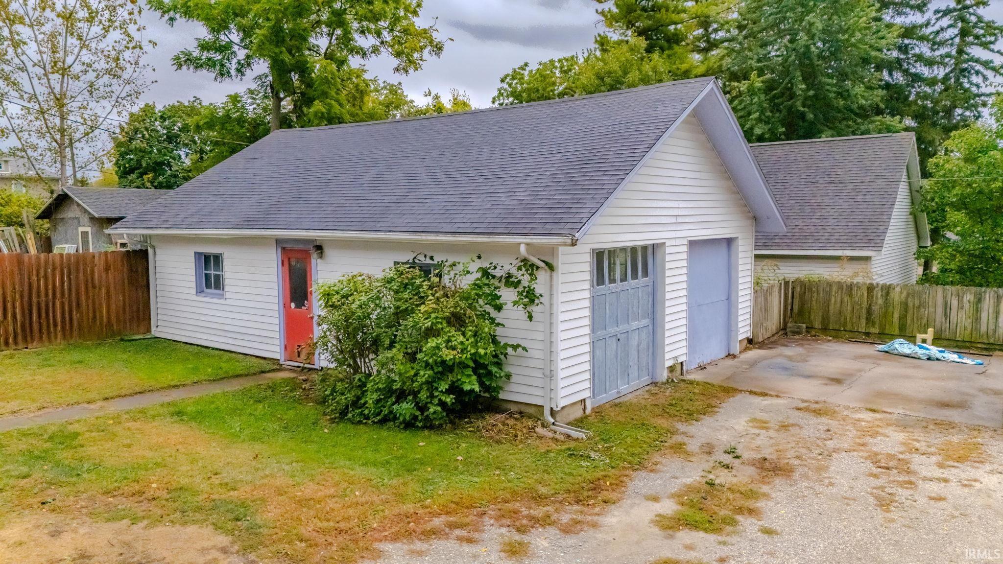 Photo 25 of 153 Ferry Street